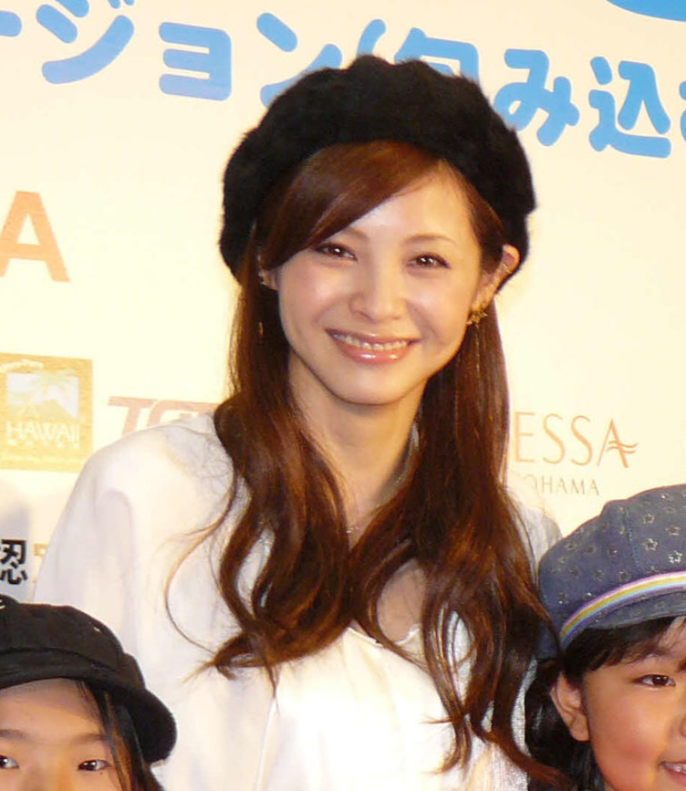 松浦亜弥（2010年11月撮影）