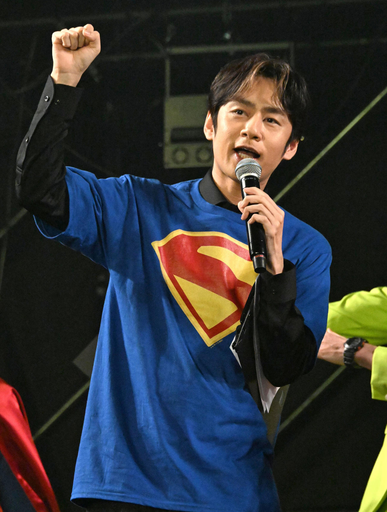 映画「スーパーマン」公開記念を記念したイベントに出演する中丸雄一（撮影・石井愛子）