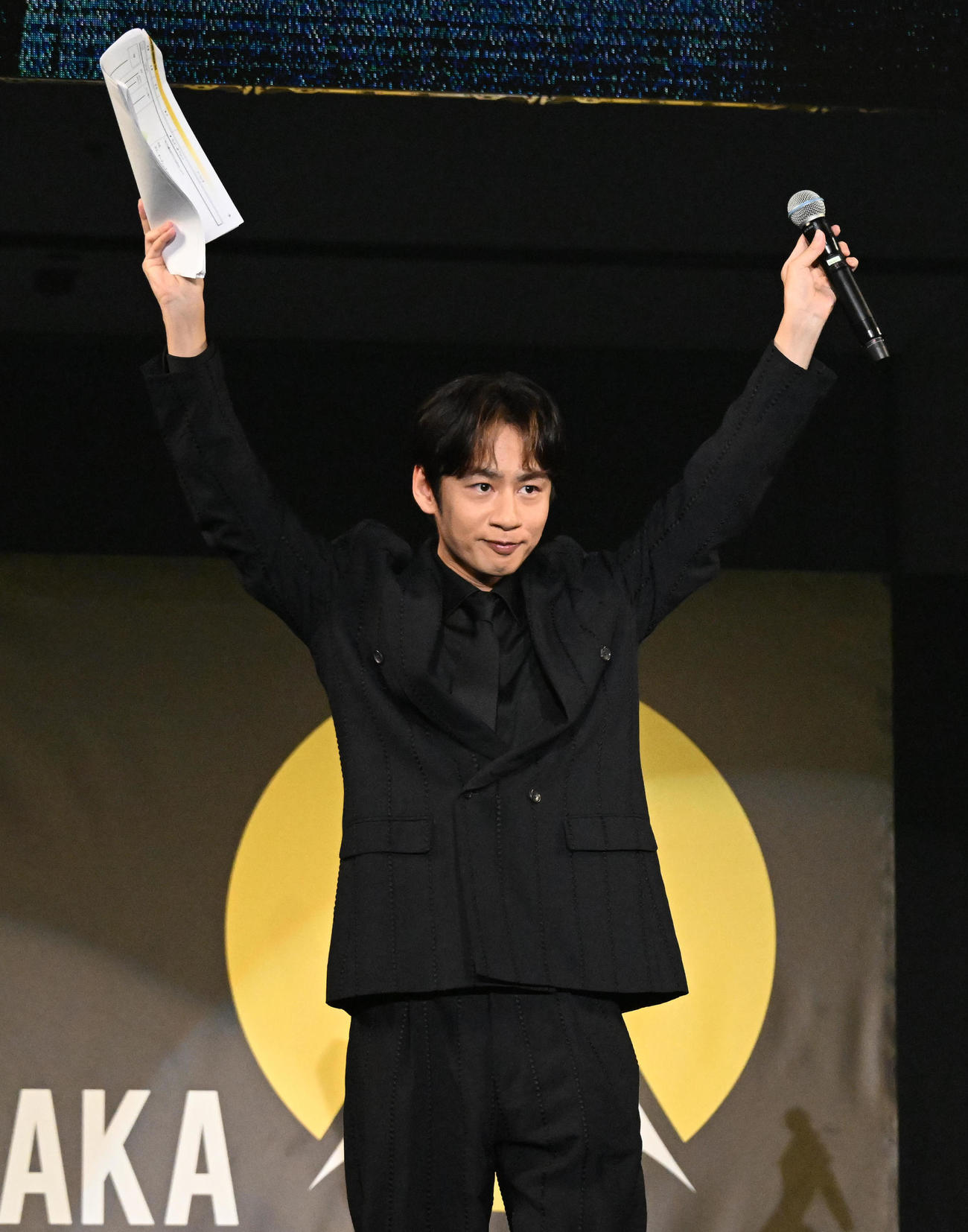 大阪コミコン2025のMCを務める中丸雄一（撮影・石井愛子）