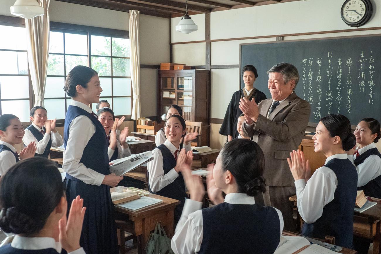 NHK連続テレビ小説「あんぱん」の1場面（C）NHK