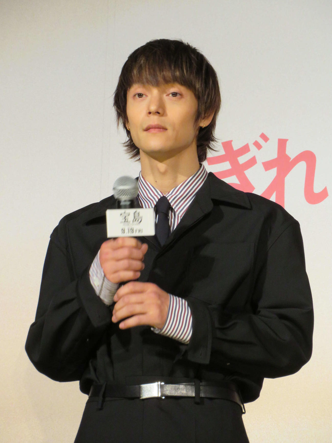 映画「宝島」製作報告会見に登壇した窪田正孝（撮影・村上幸将）