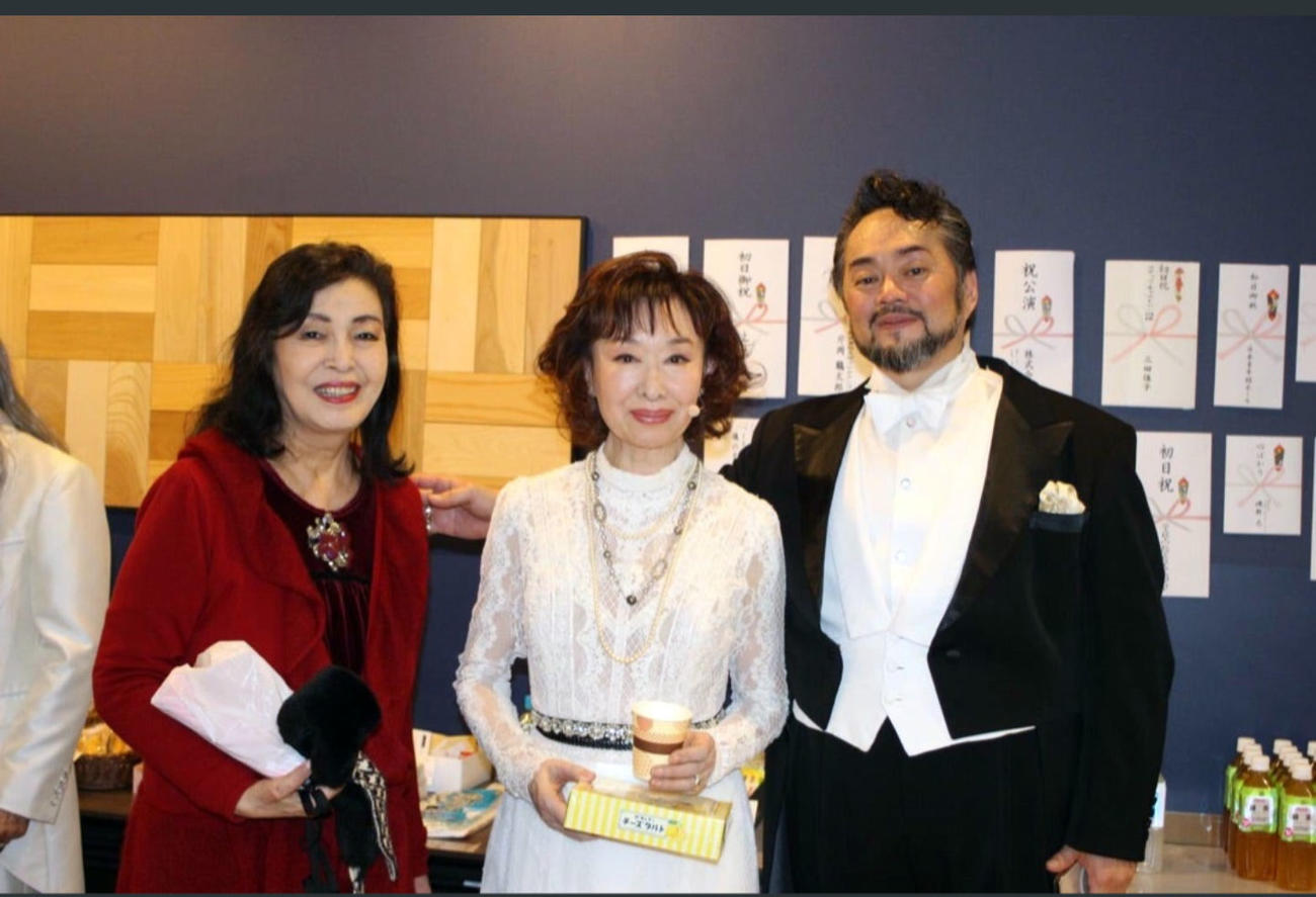 三田佳子のオフィシャルブログから