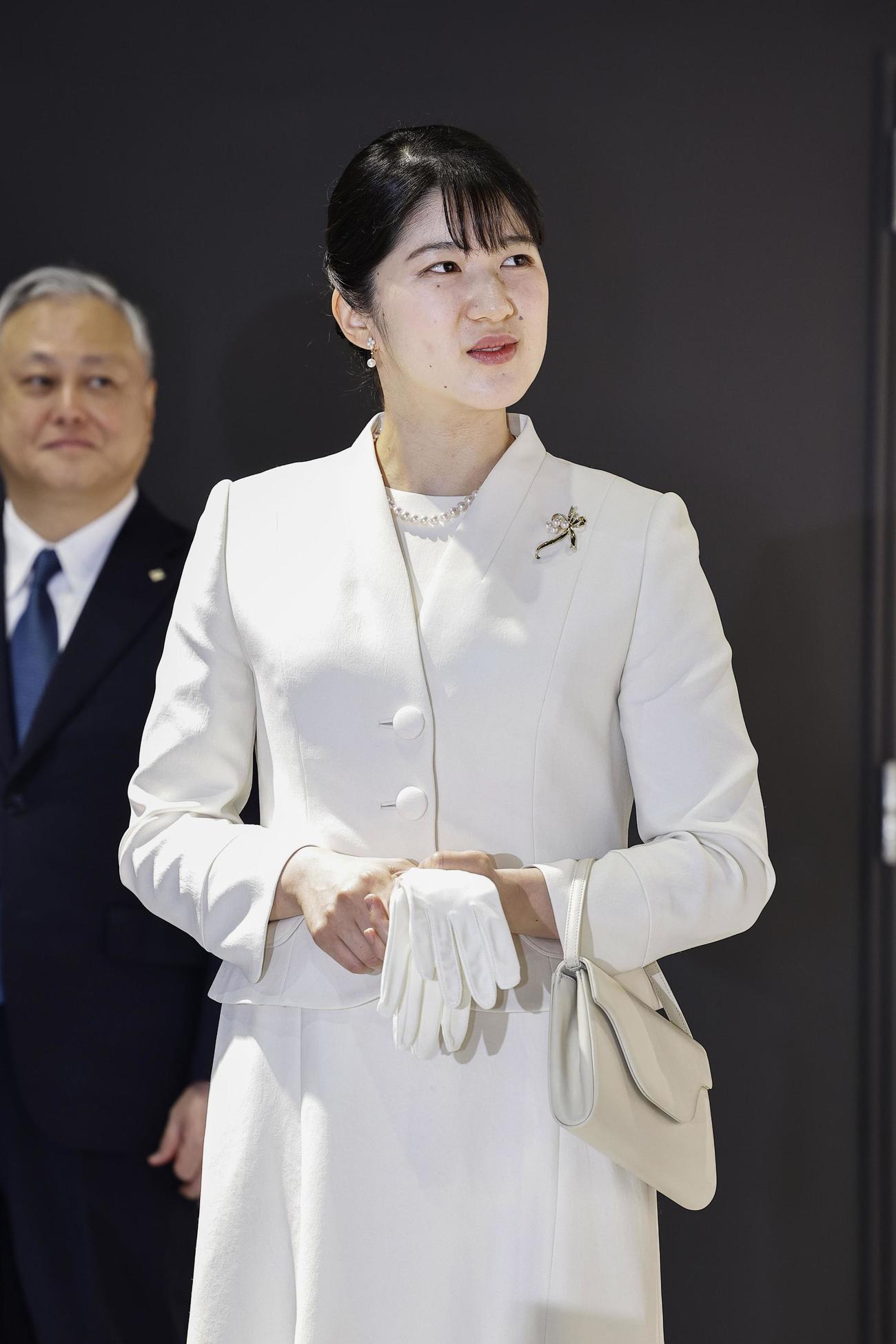大阪・関西万博の会場を訪問された天皇、皇后両陛下の長女愛子さま