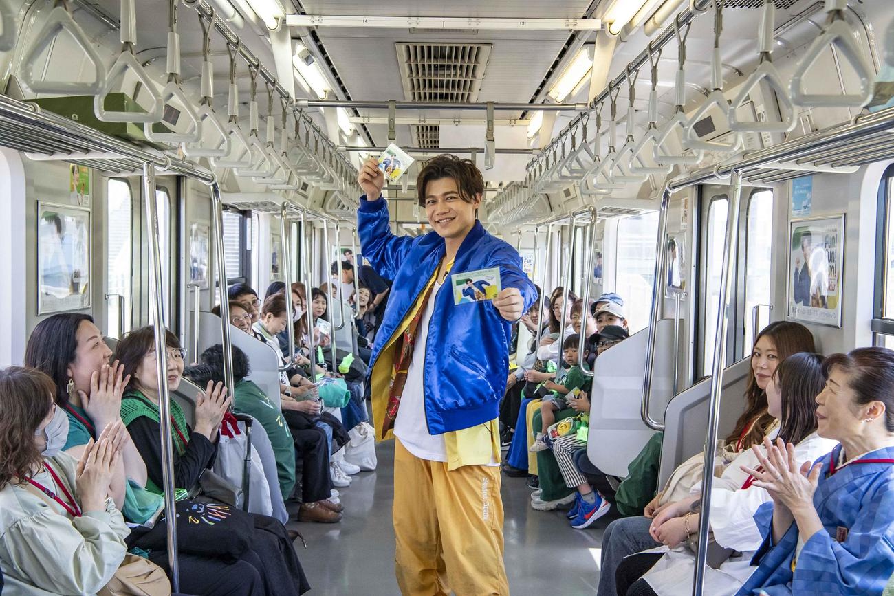 列車を貸し切ったバースデーイベントを開催した新浜レオン