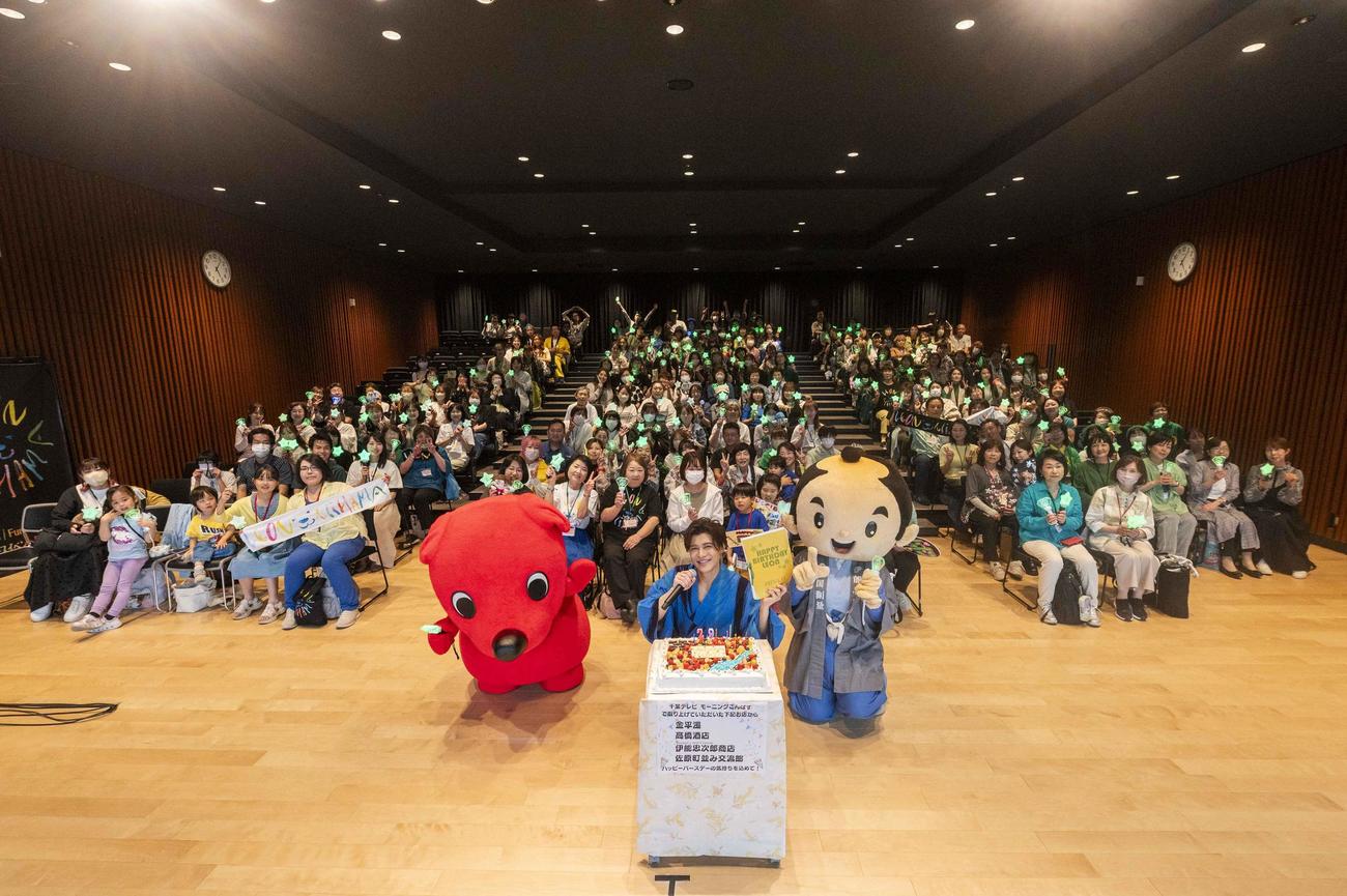 バースデーイベントを行った新浜レオン