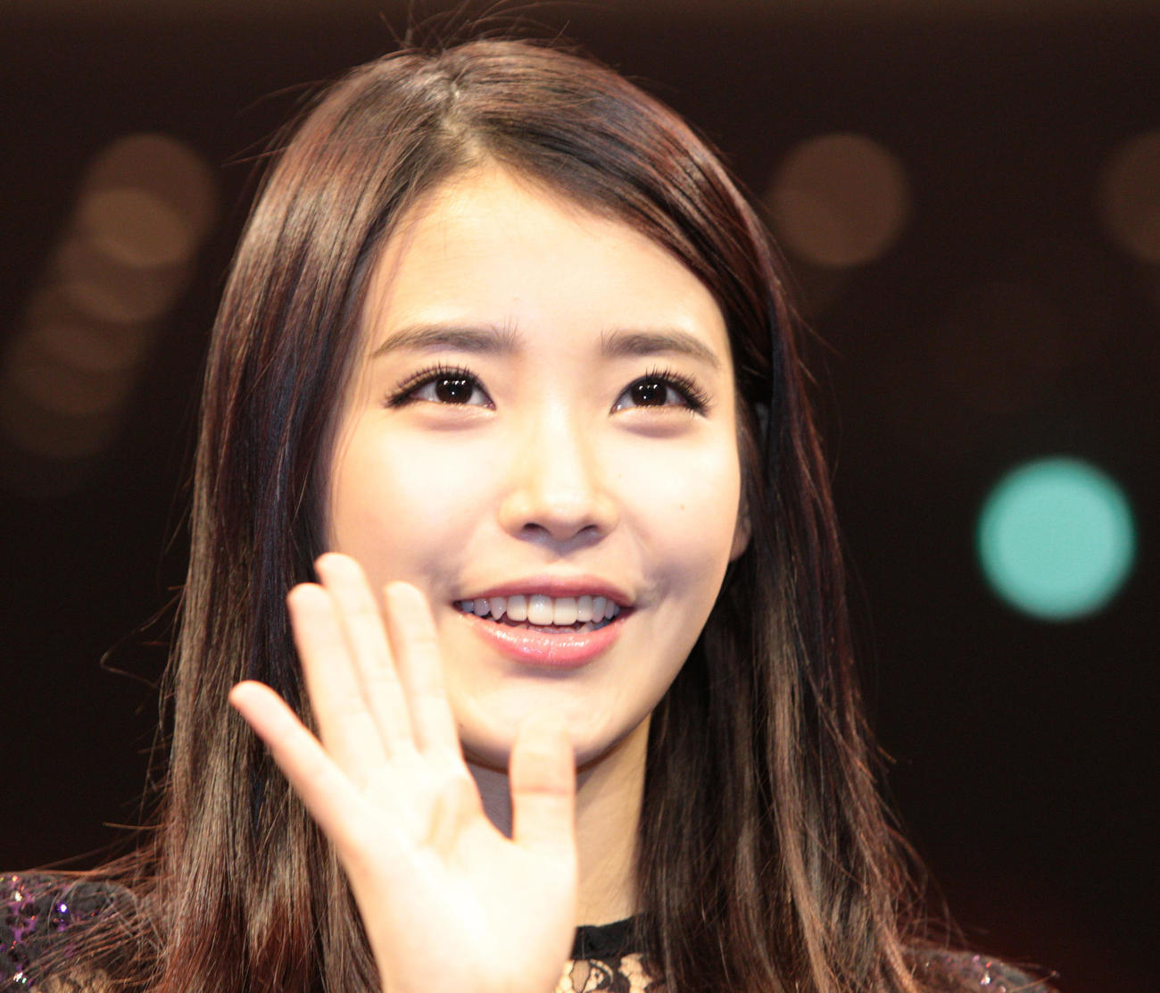 韓国の「国民の妹」と愛されるIU（2012年1月撮影）