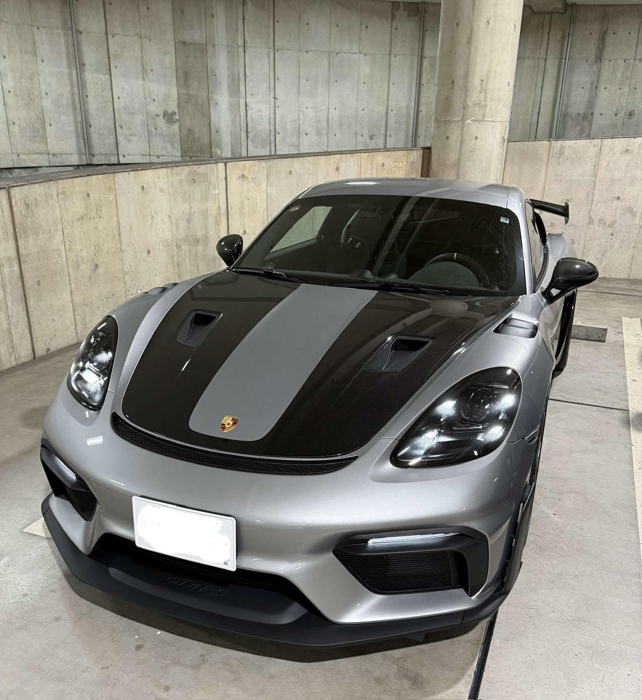 UPCXの記者会見にてマギーが愛車を初めて公開した