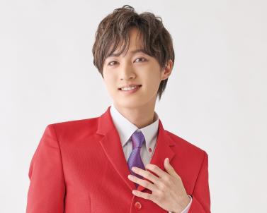 「GMOシブヤエンタメ祭」における歌謡公演に出演する青山新