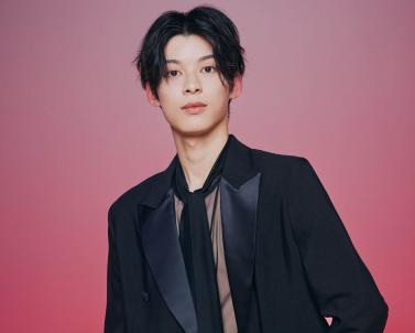 「GMOシブヤエンタメ祭」における歌謡公演に出演する原田波人