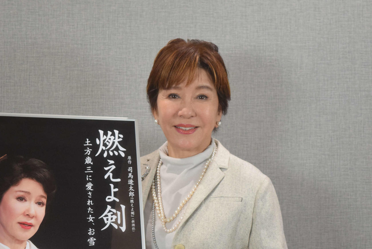 元気いっぱいの十朱幸代（撮影・阪口孝志）