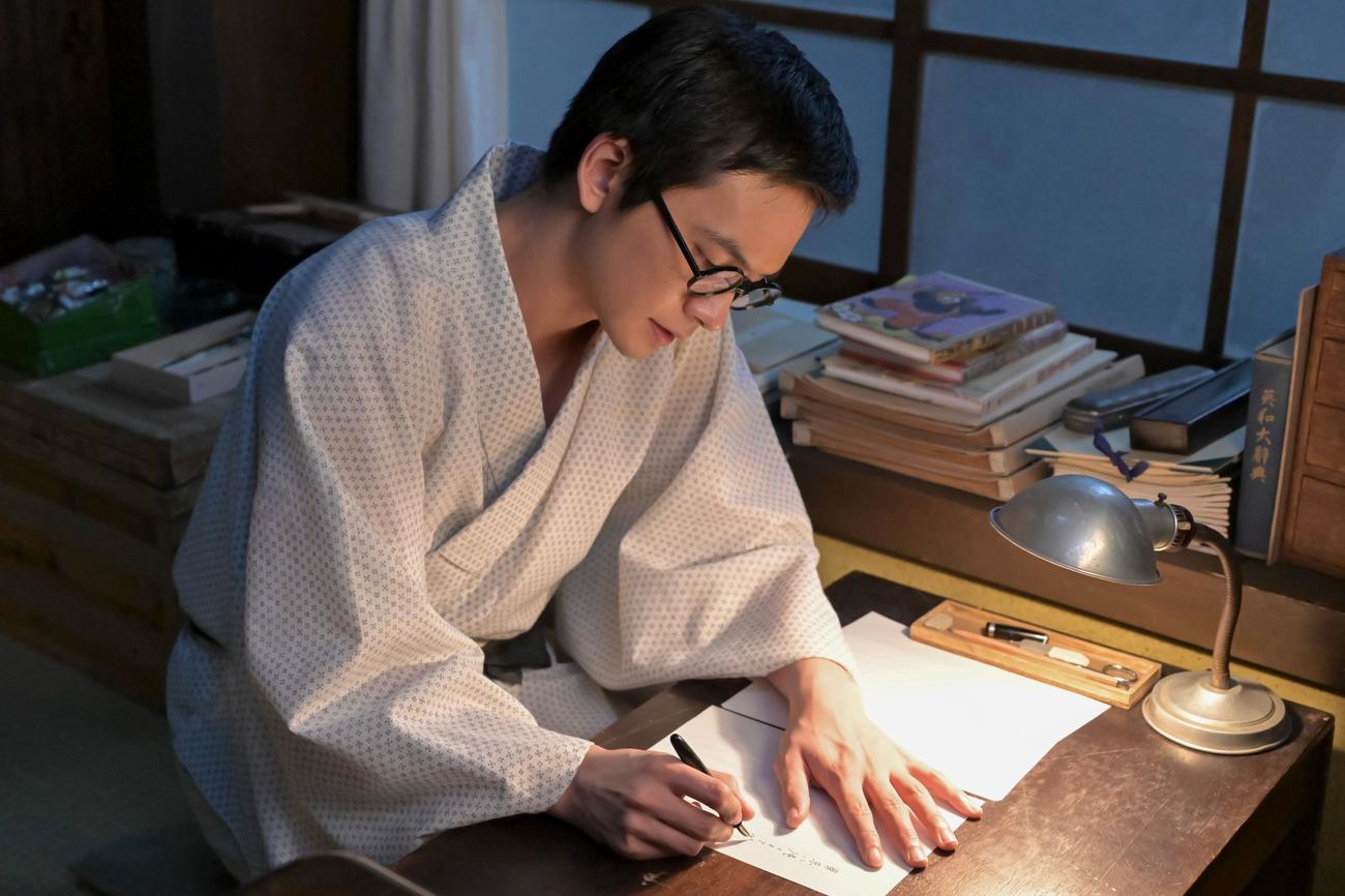 NHK連続テレビ小説「あんぱん」の1場面（C）NHK