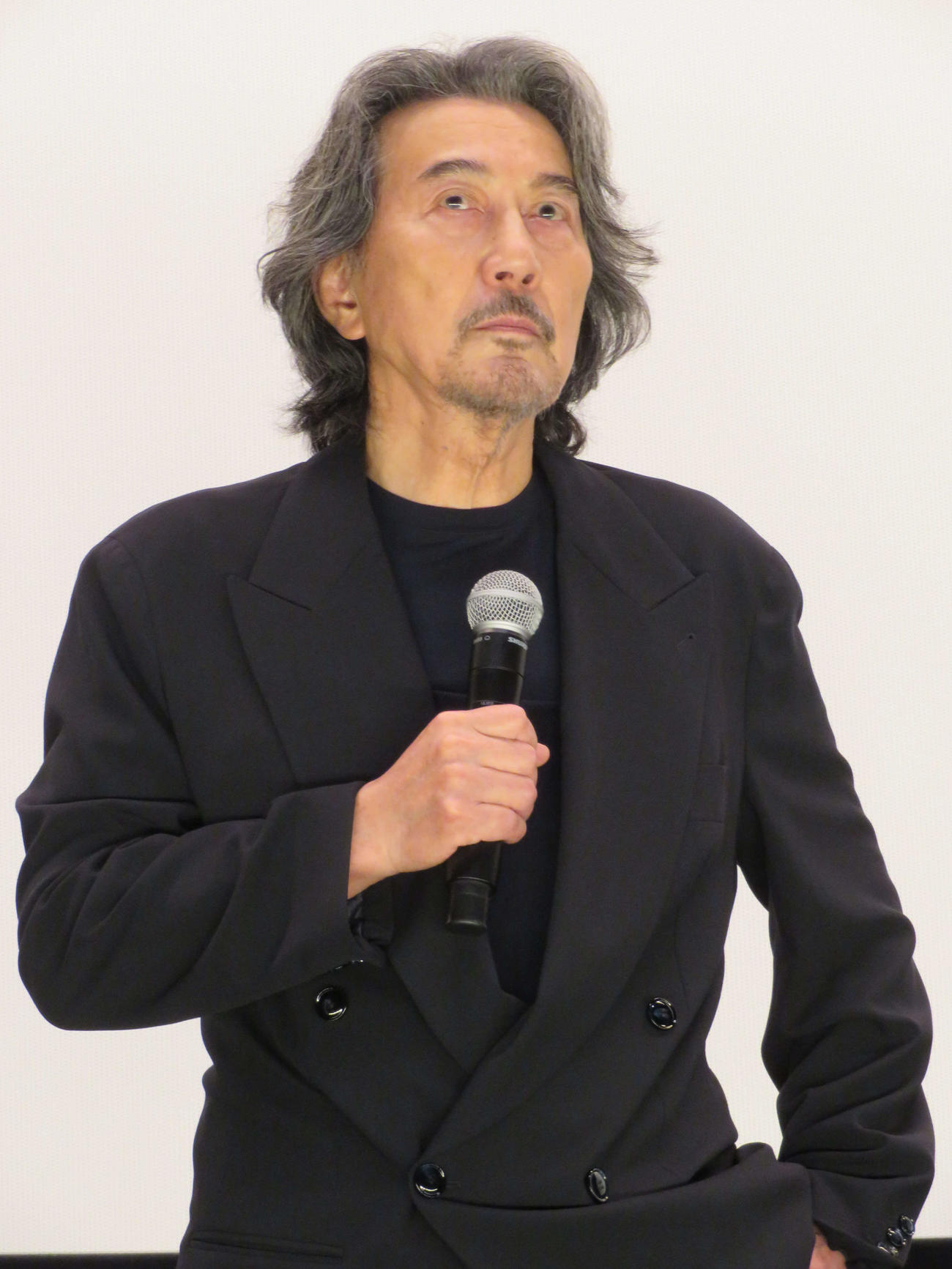 舞台あいさつに登壇した役所広司（撮影・村上幸将）