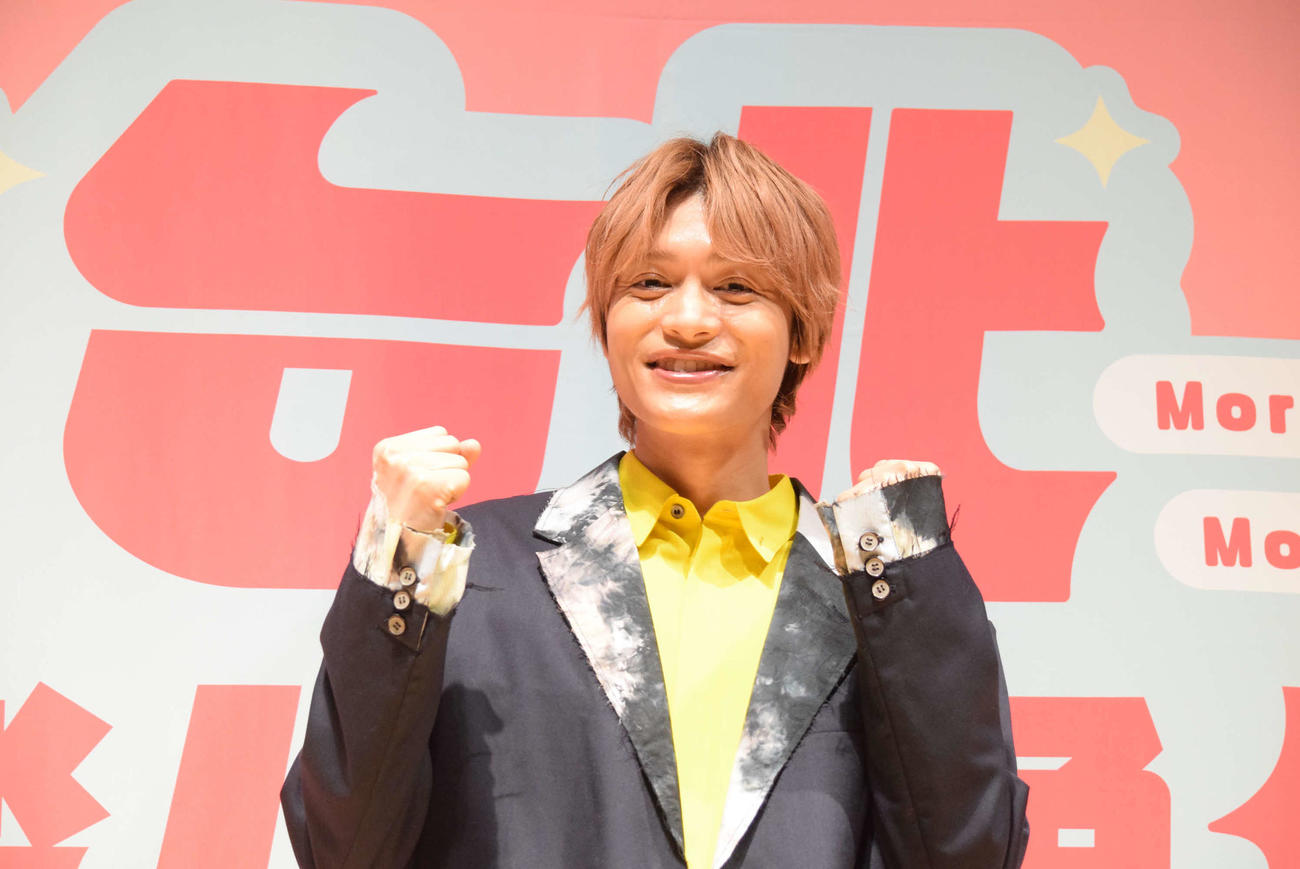 台北市観光アンバサダーに就任し、魅力をアピールしたWEST．中間淳太（撮影・阪口孝志）