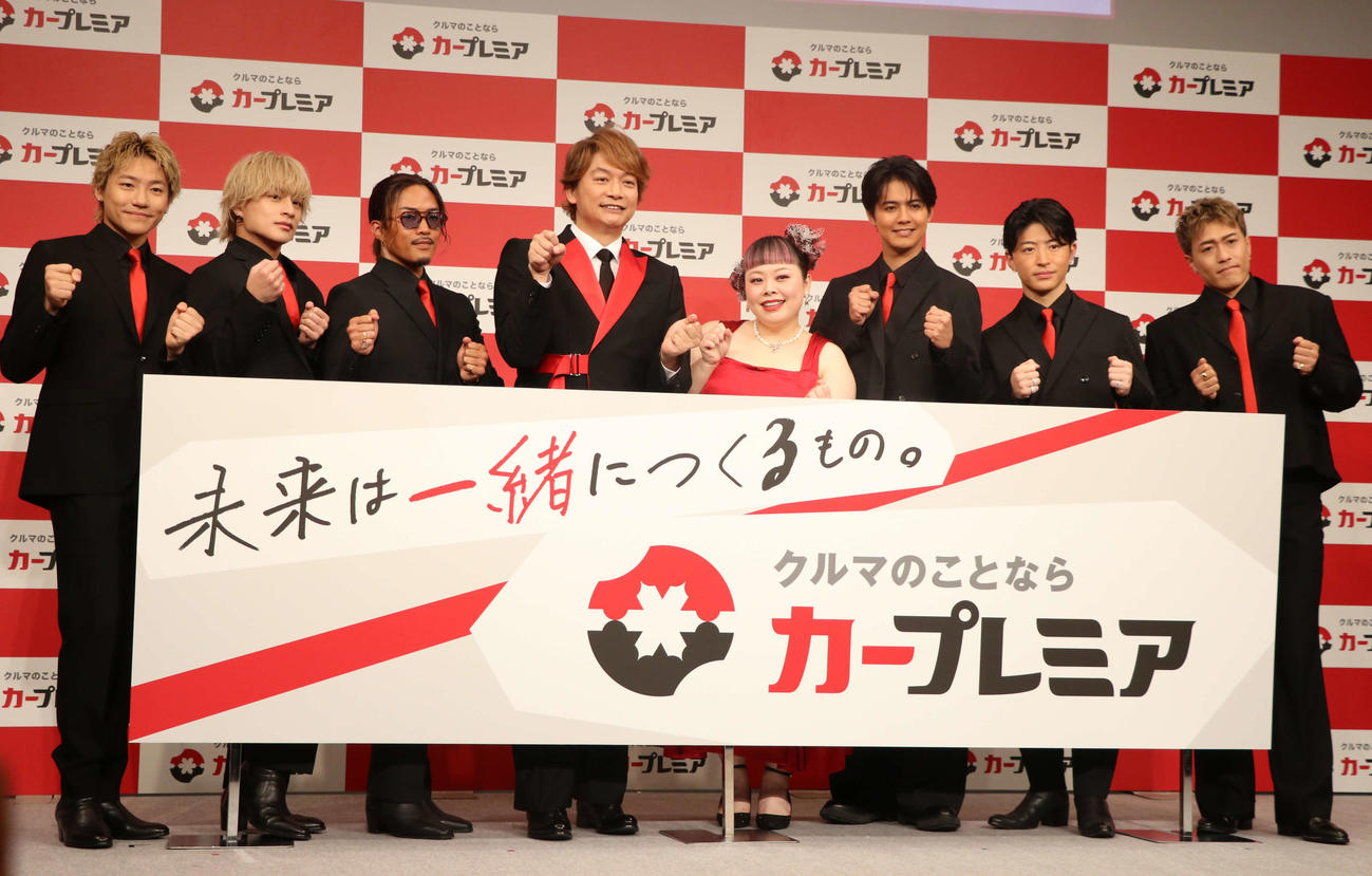 カープレミアの新CM発表会見に登壇した出演者たち（撮影・寺本吏輝）