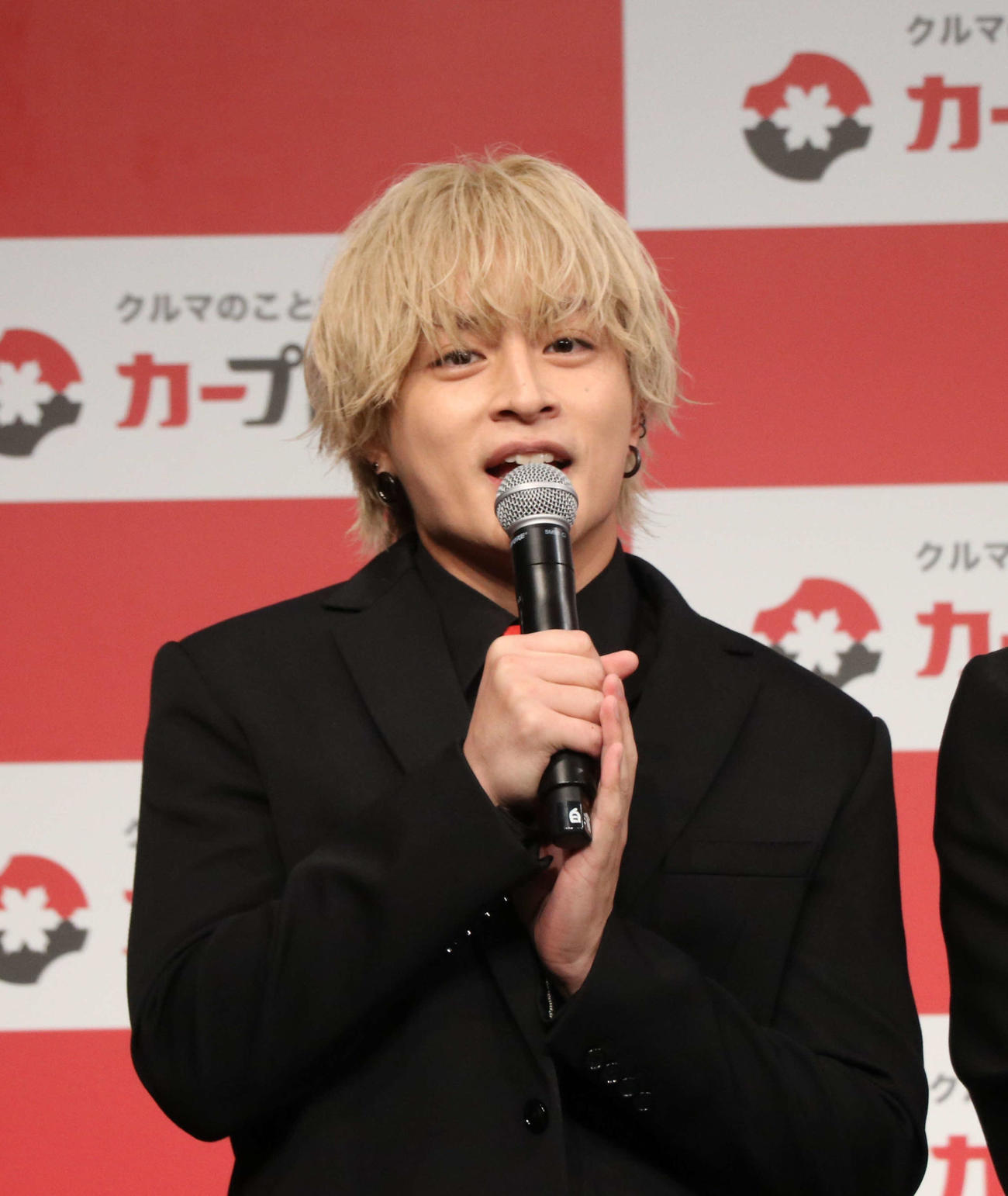 カープレミアの新CM発表会見に登壇したGENERATIONS白濱亜嵐（撮影・寺本吏輝）