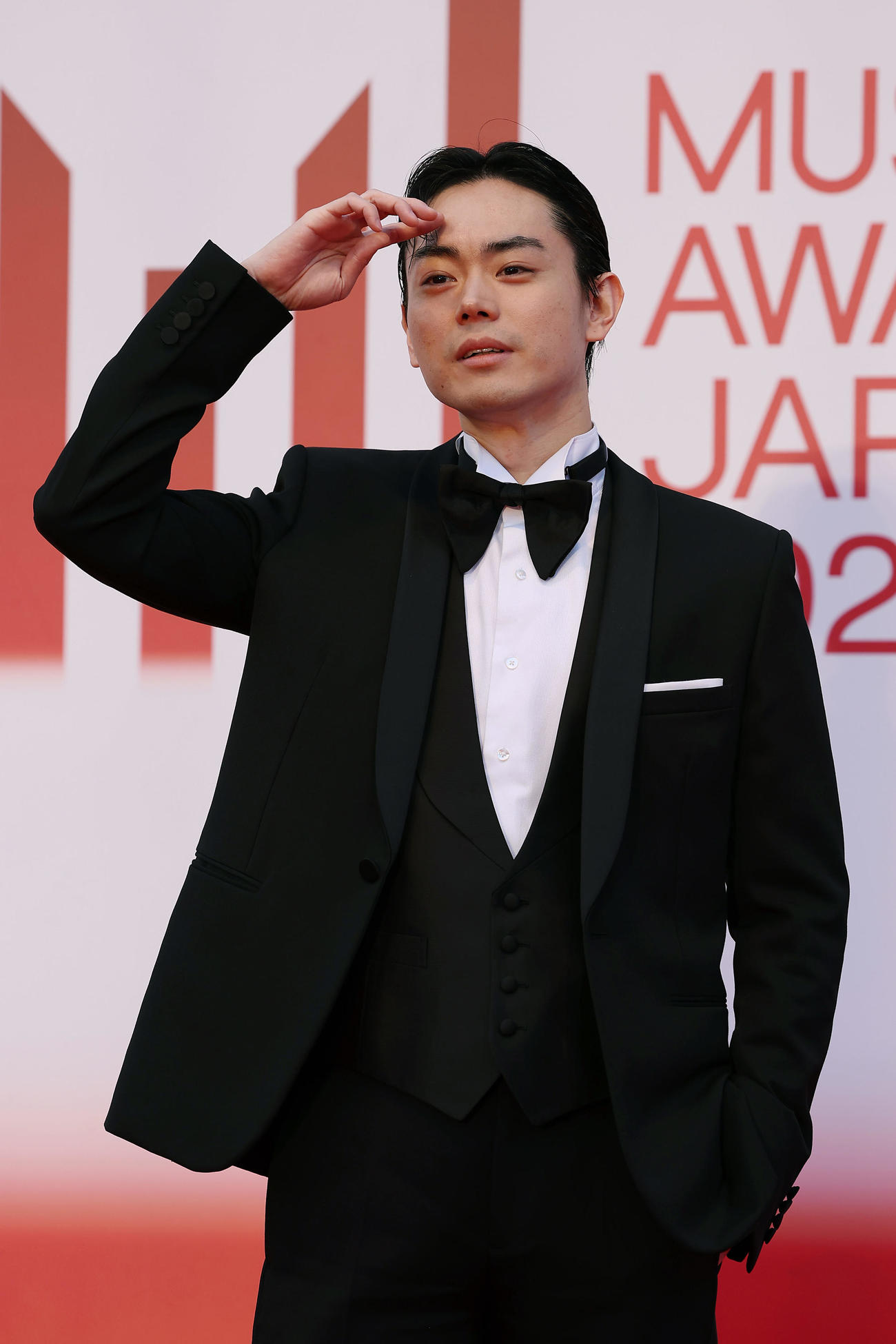 「MUSIC AWARDS JAPAN2025」のレッドカーペットに出席した菅田将暉（撮影・前田充）