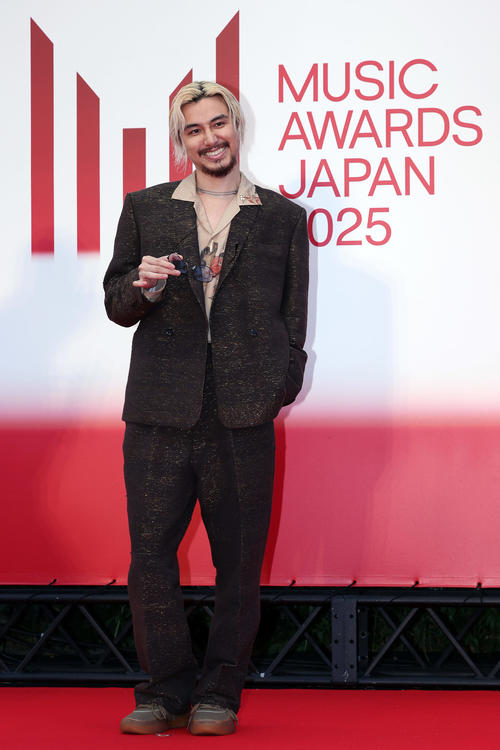 MAJ】菅田将暉タキシードにオールバックで登場「京都ですごく日本っ