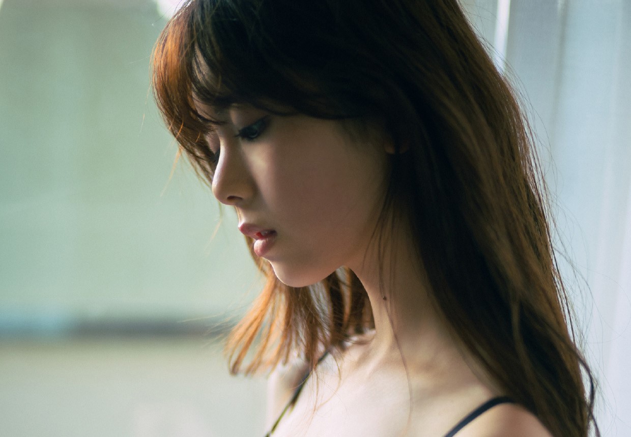 乃木坂46筒井あやめファースト写真集の先行カット（細居幸次郎氏撮影）