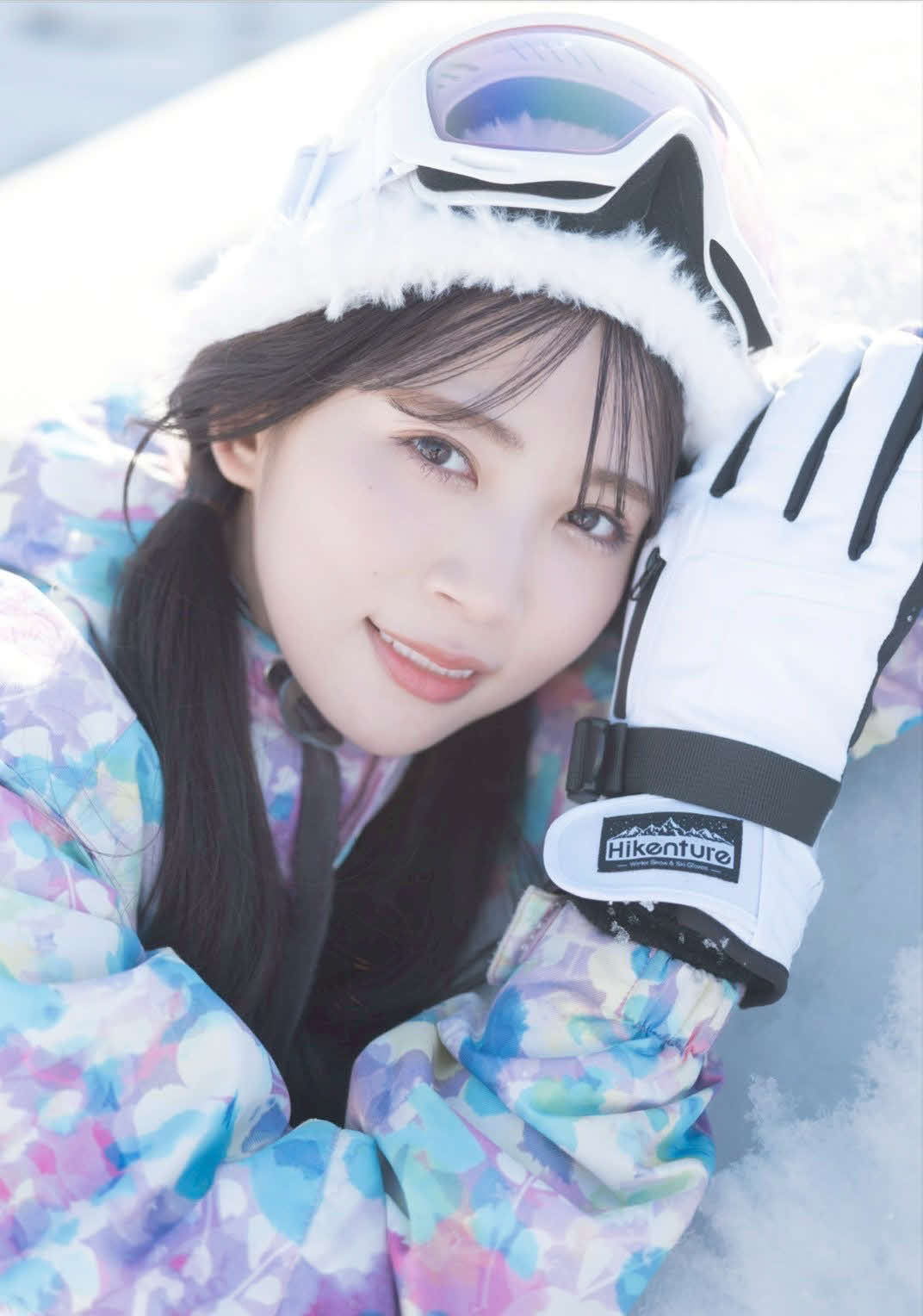 奈良未遥のデジタルフォトブック「みはるをみてみる？」のワンカット　（C）ナンバーセブン