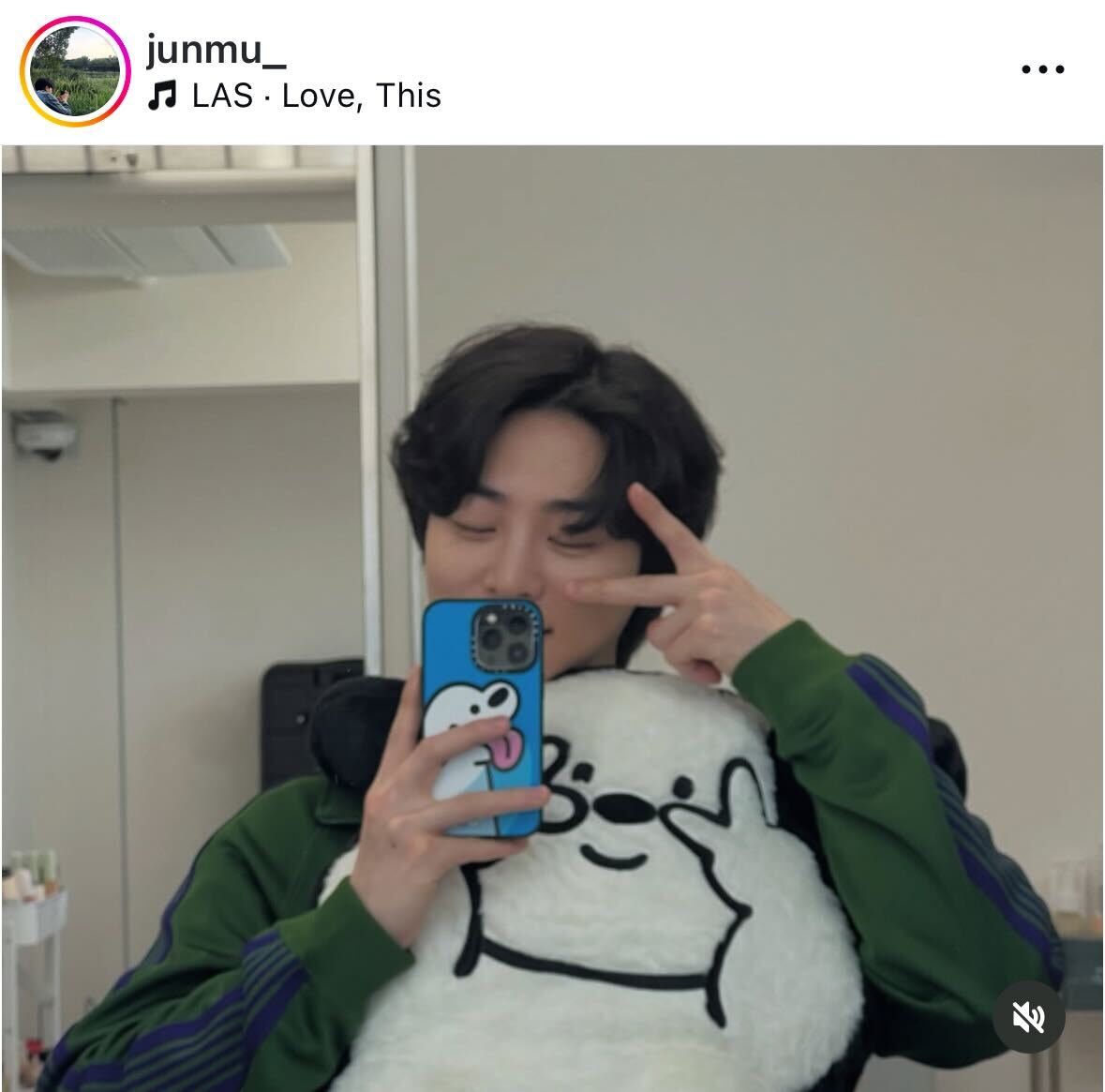 キム・ムジュンのインスタグラムから