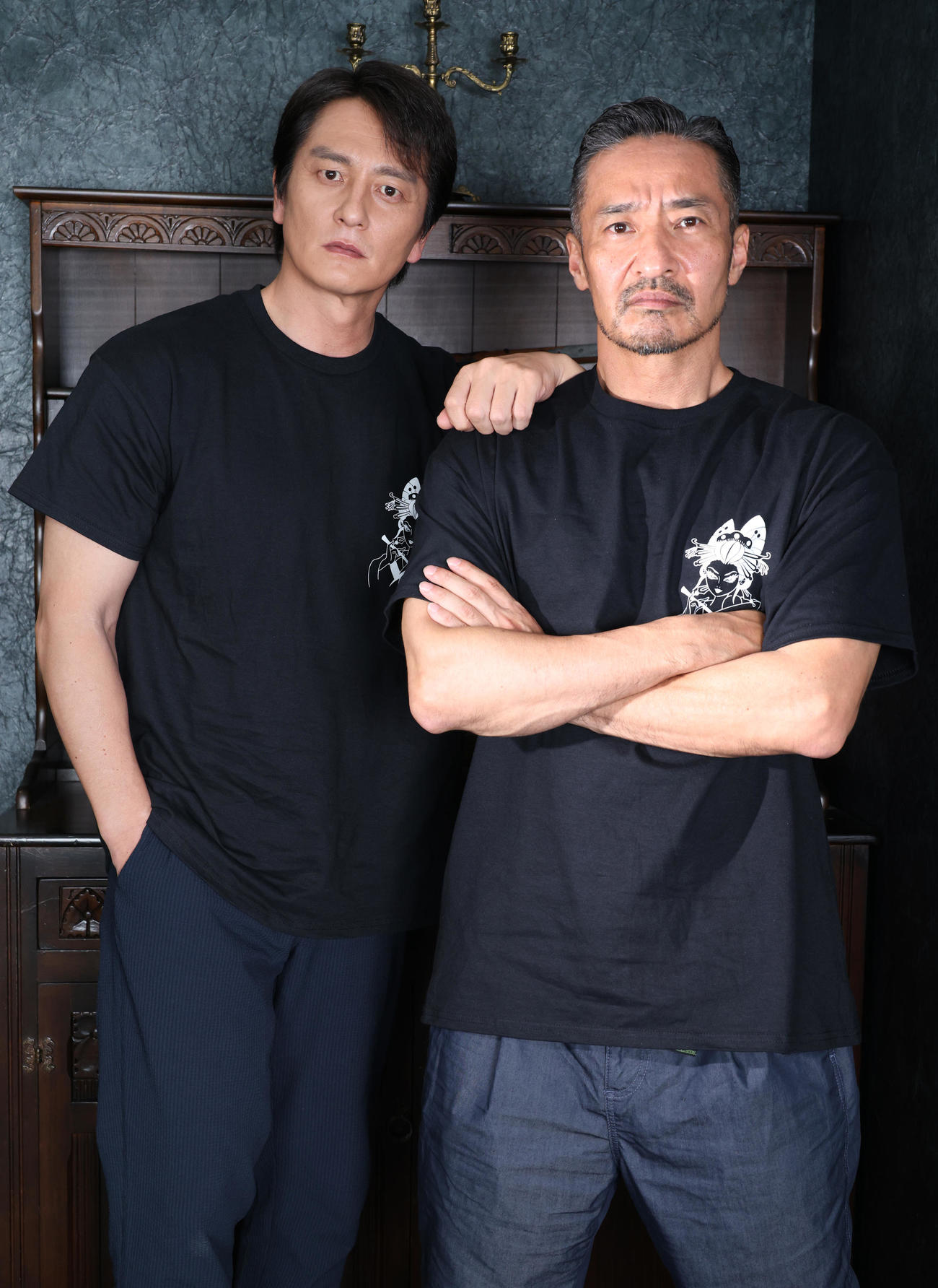 山口祥行（右）と本宮泰風（2025年5月撮影）