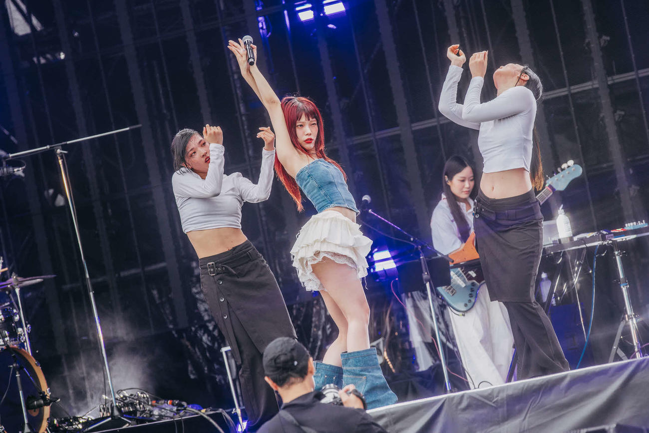 GREENROOM FESTIVAL 20th Anniversaryでパフォーマンスするアイナ・ジ・エンド（C）GREENROOM FESTIVAL 20th Anniversary