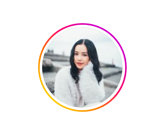 丘咲エミリのインスタグラムから