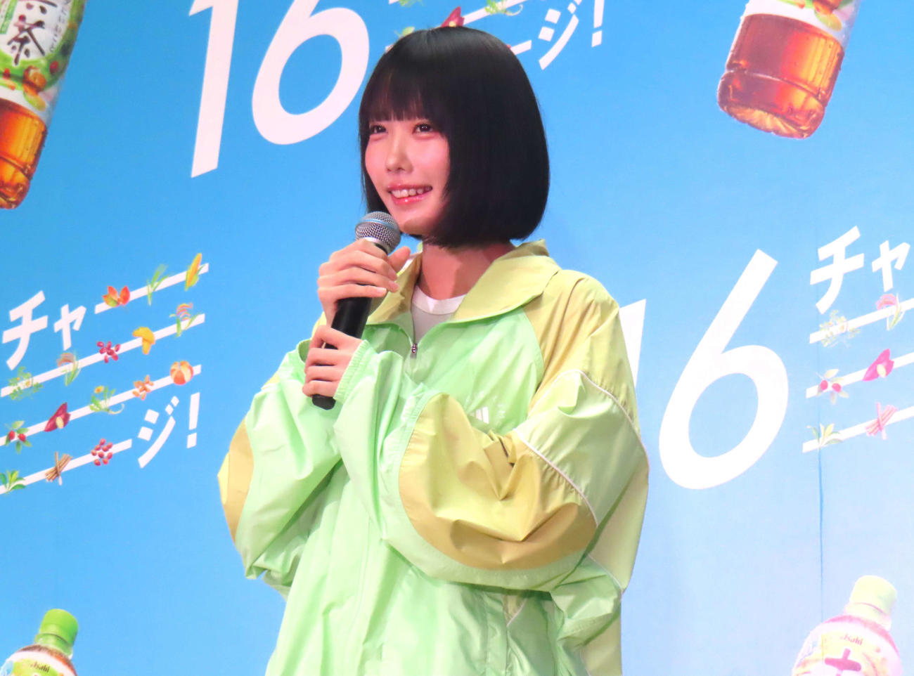 「16Cha　全国差入れ大作戦＠東京」プレス発表会に登壇したano