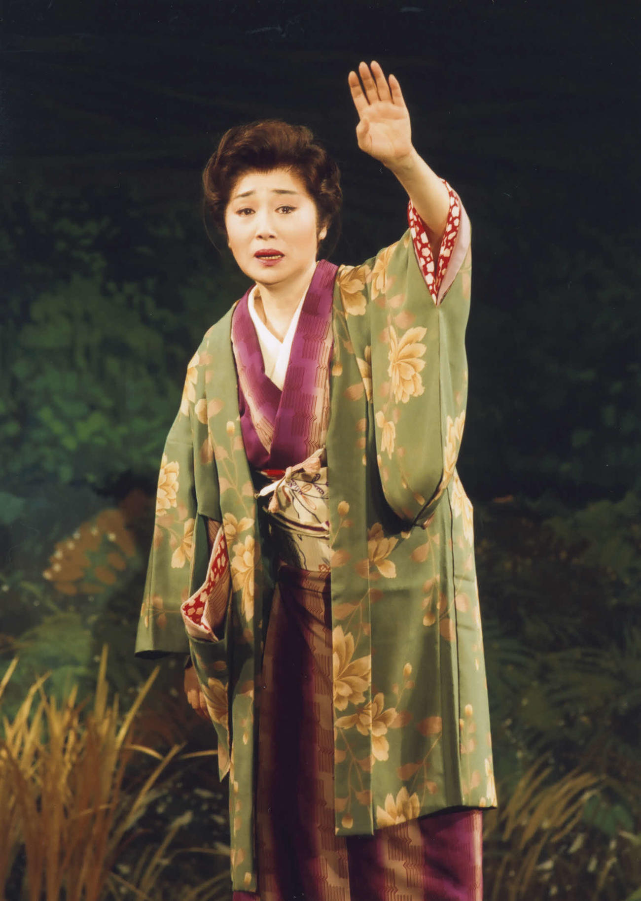 舞台「人生は、ガタゴト列車に乗って…」に出演する浜木綿子（「浜木綿子　楽しく波瀾万丈」から）