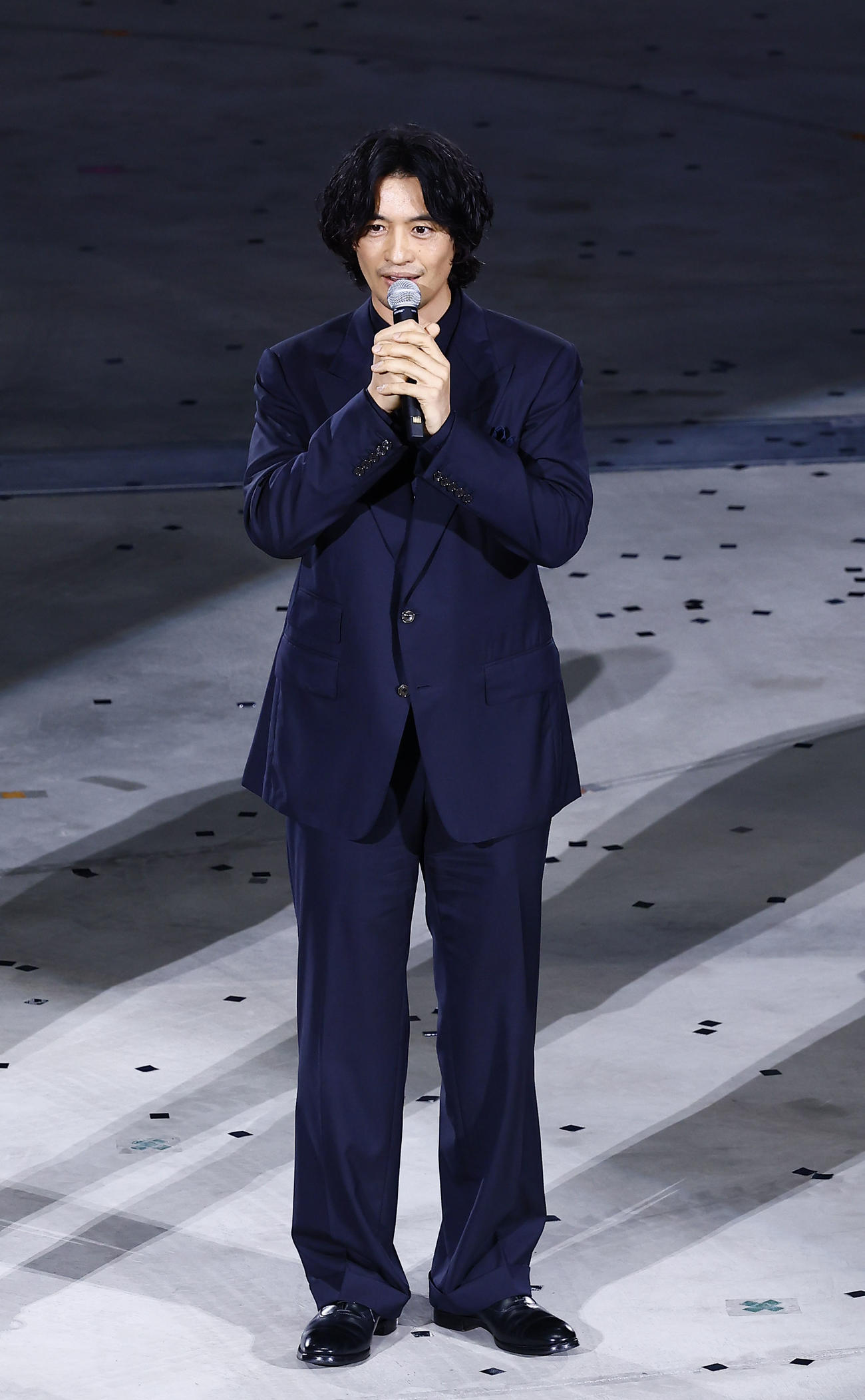 「IGアリーナ」開業式典に登場した斎藤工（撮影・藤尾明華）