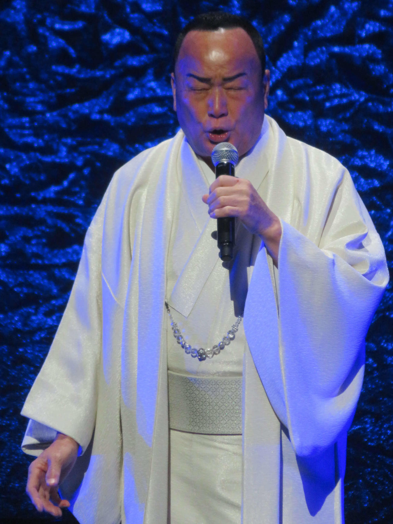 シブヤエンタメ祭「JAME歌謡祭」で歌う細川たかし（撮影・川田和博）