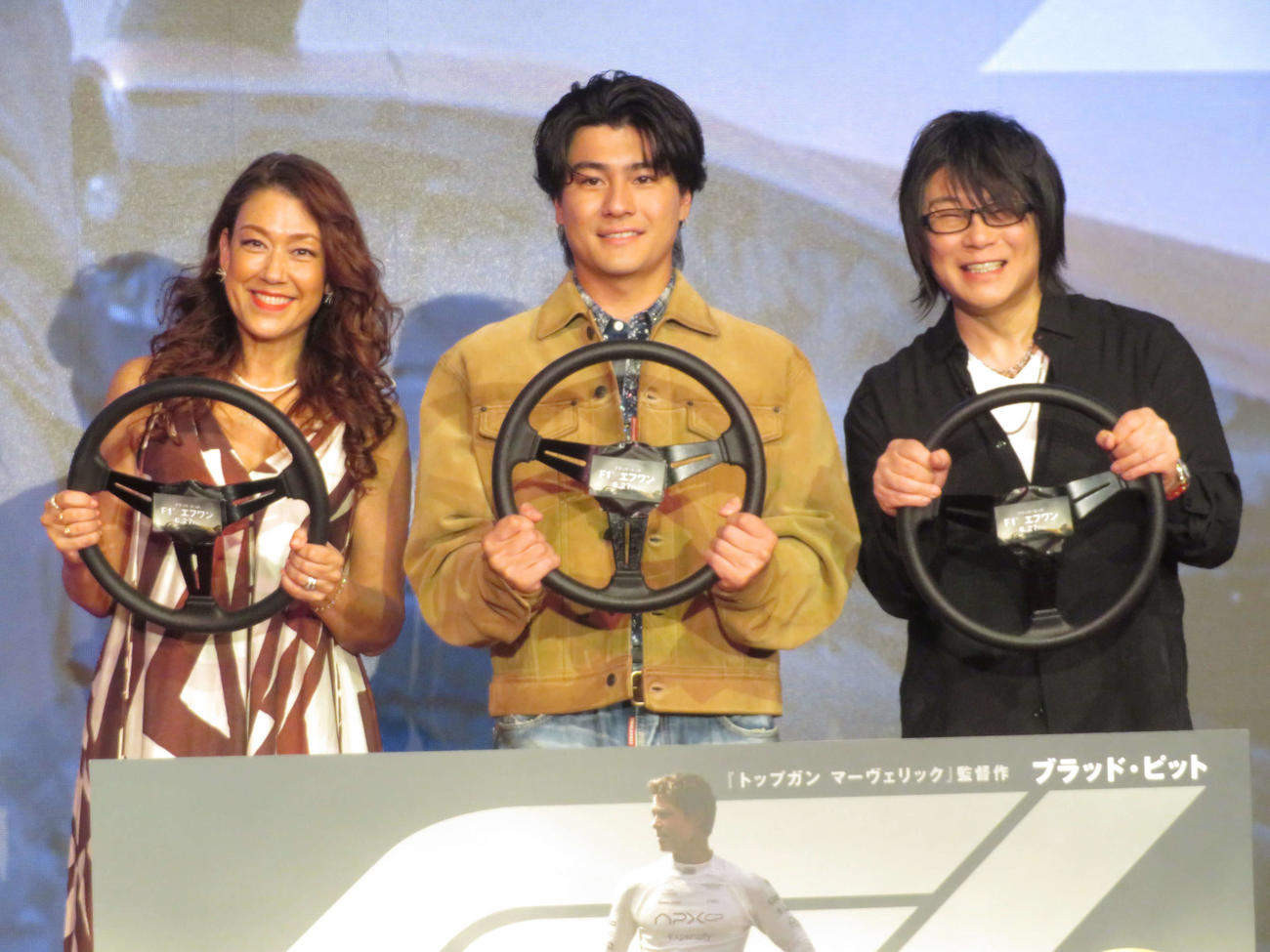 映画「F1／エフワン」ぶっちぎれイベントに登壇したLiLiCo、SixTONES森本慎太郎、森川智之