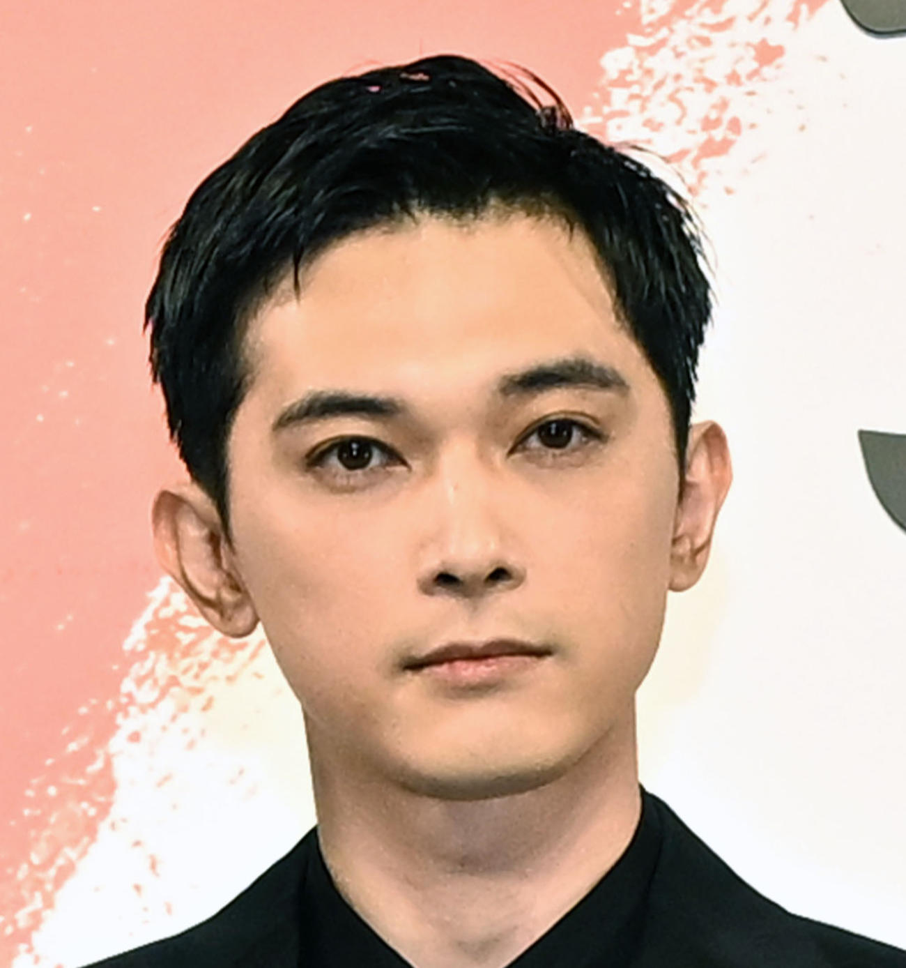 吉沢亮（2025年4月撮影）