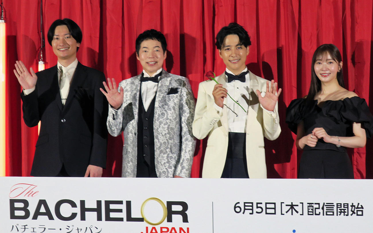 Prime Video「バチェラー・ジャパン」シーズン6配信直前スペシャルトークイベントで。左から、山添寛、今田耕司、6代目バチェラー久次米一輝さん、指原莉乃