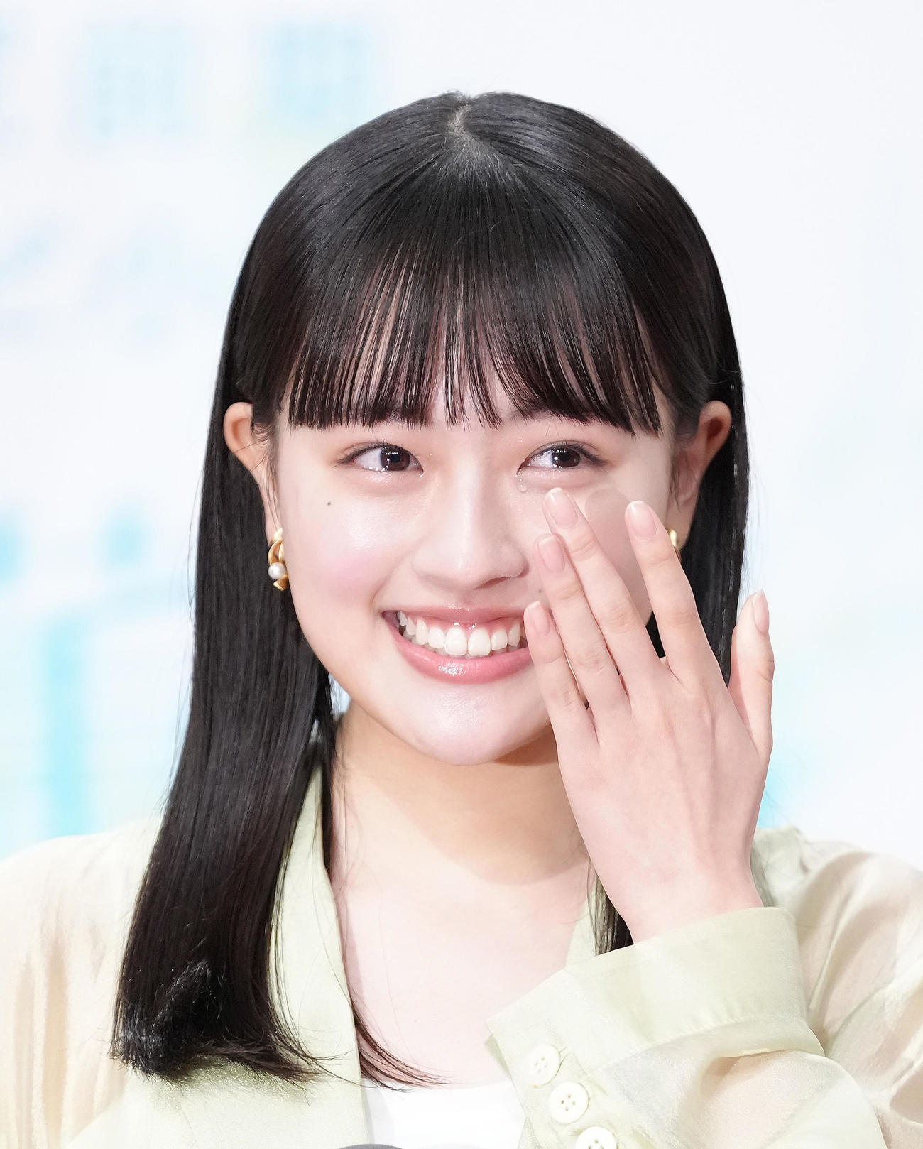 もうひとりの主演として発表され涙する上坂樹里（撮影・足立雅史）