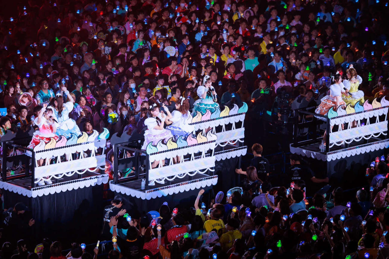 3周年記念公演「FRUITS ZIPPER 3rd ANNIVERSARY　超めでたいライブ－さん－」を開催したFRUITS ZIPPER