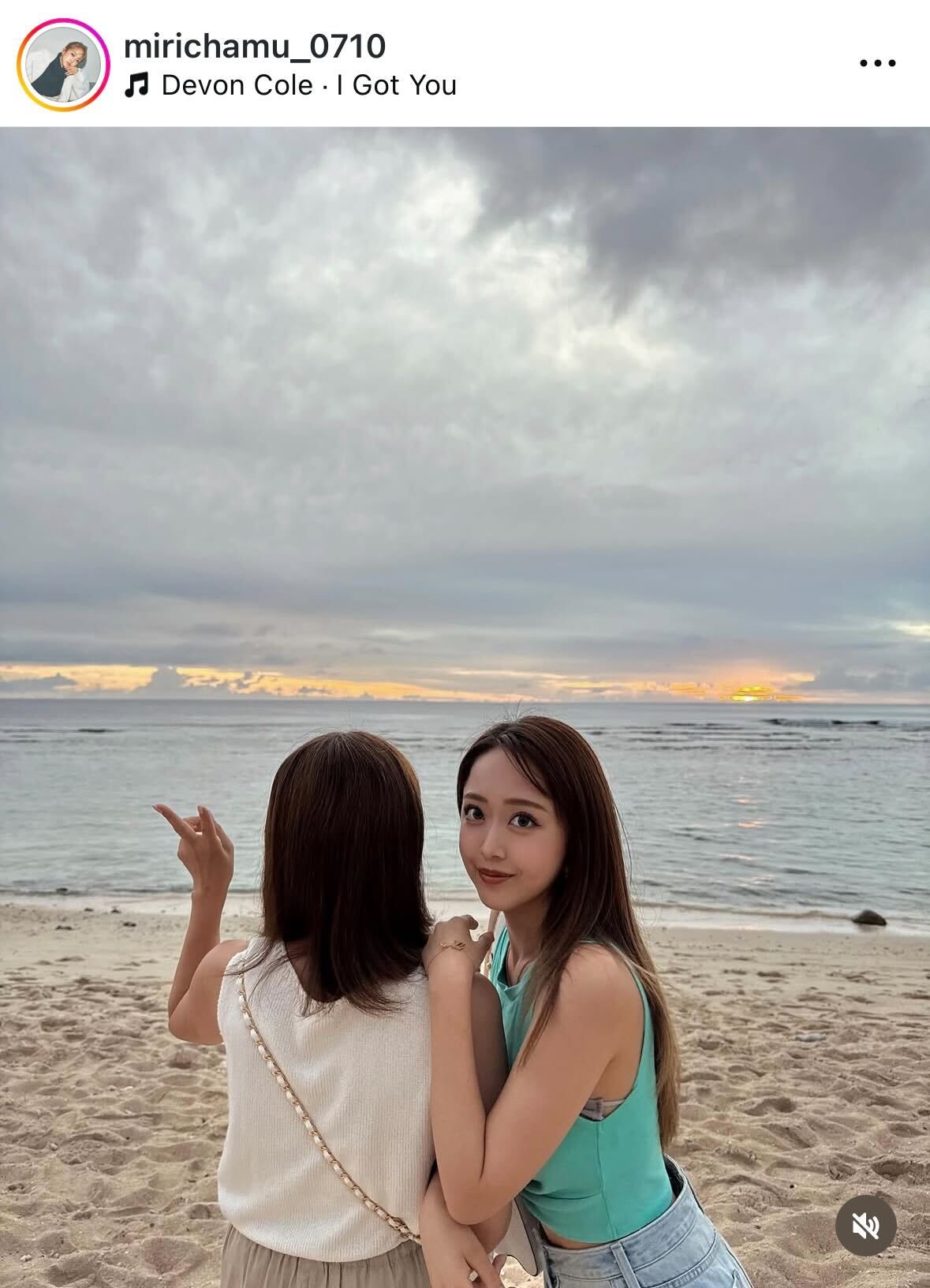 みりちゃむのインスタグラムから