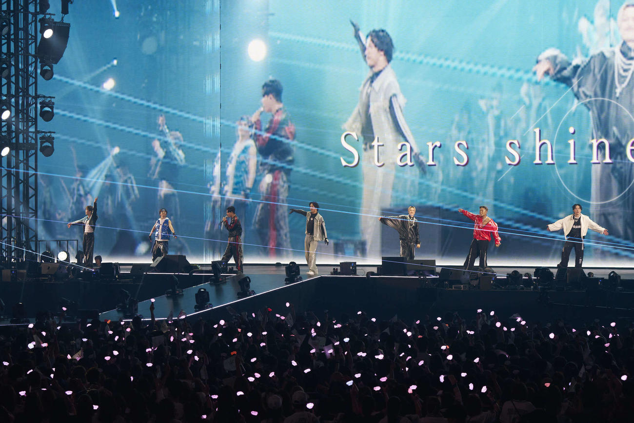 「三代目　J SOUL BROTHERS LIVE TOUR 2025　“KINGDOM”」東京公演でパフォーマンスする三代目　J SOUL BROTHERS
