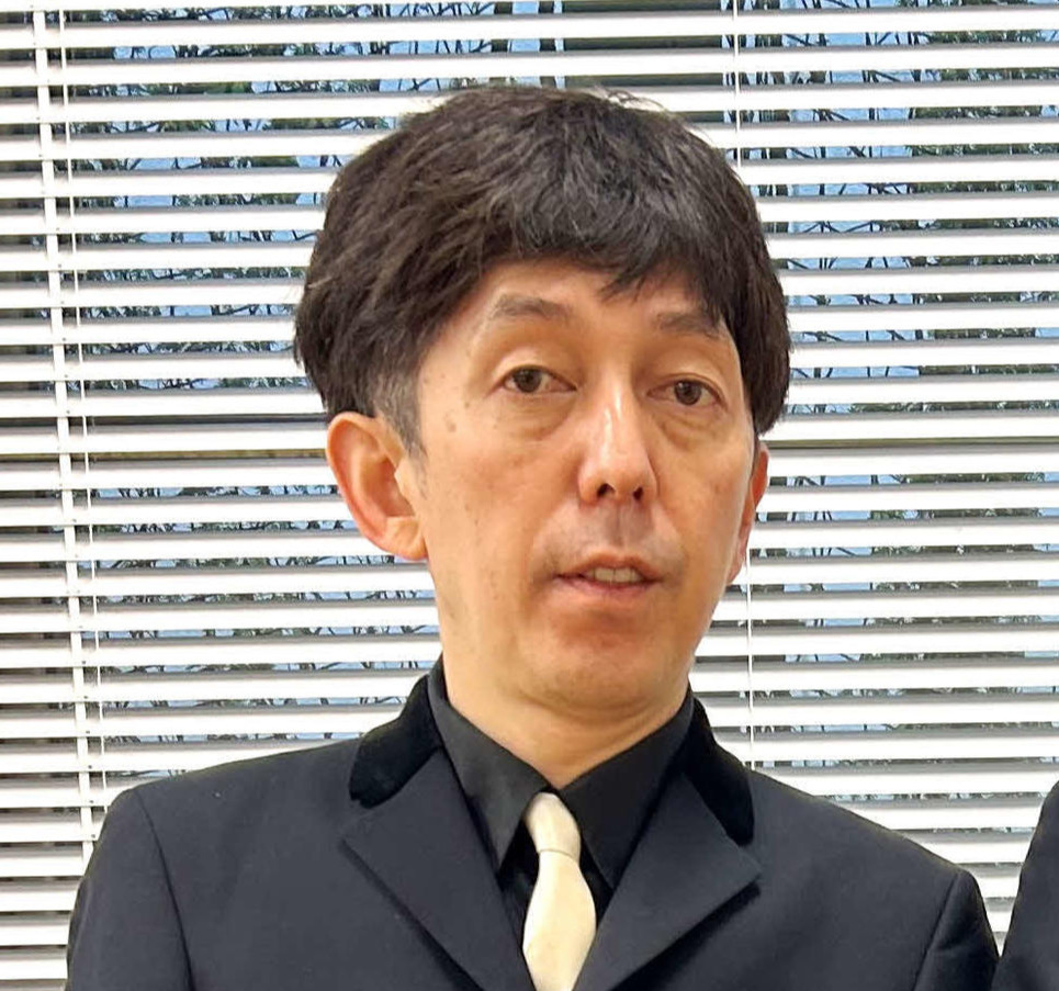 2丁拳銃の小堀裕之