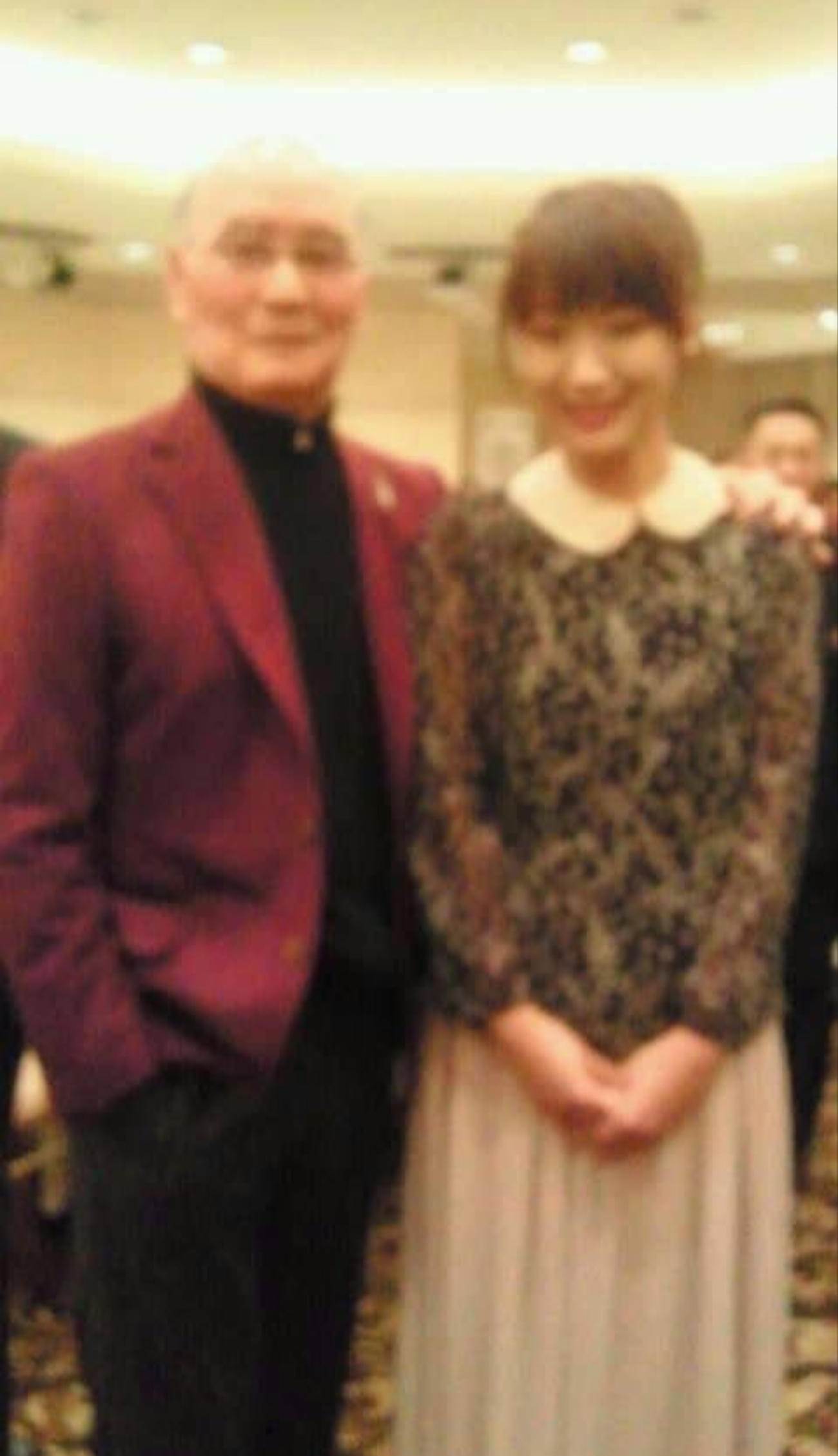長嶋茂雄さんとツーショット（市川由紀乃のブログから）