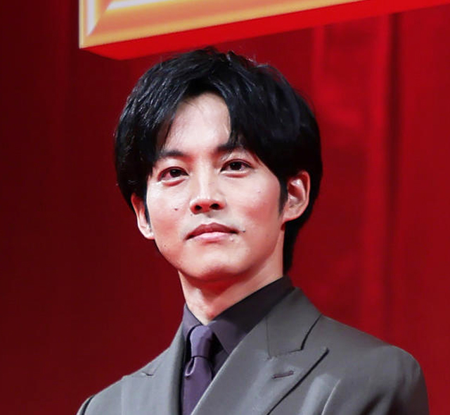 松坂桃李（2023年撮影）