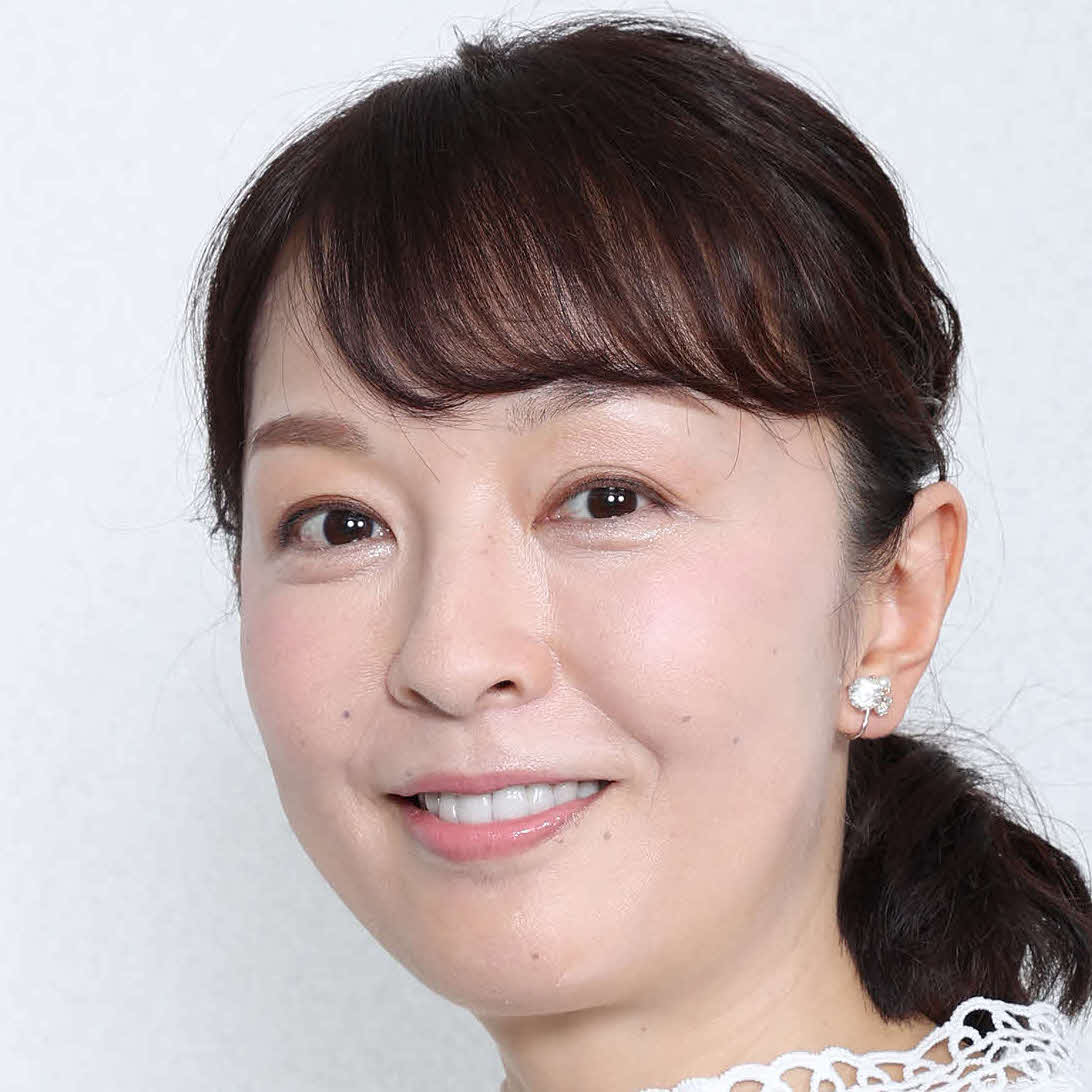 丸岡いずみ（2022年8月撮影）