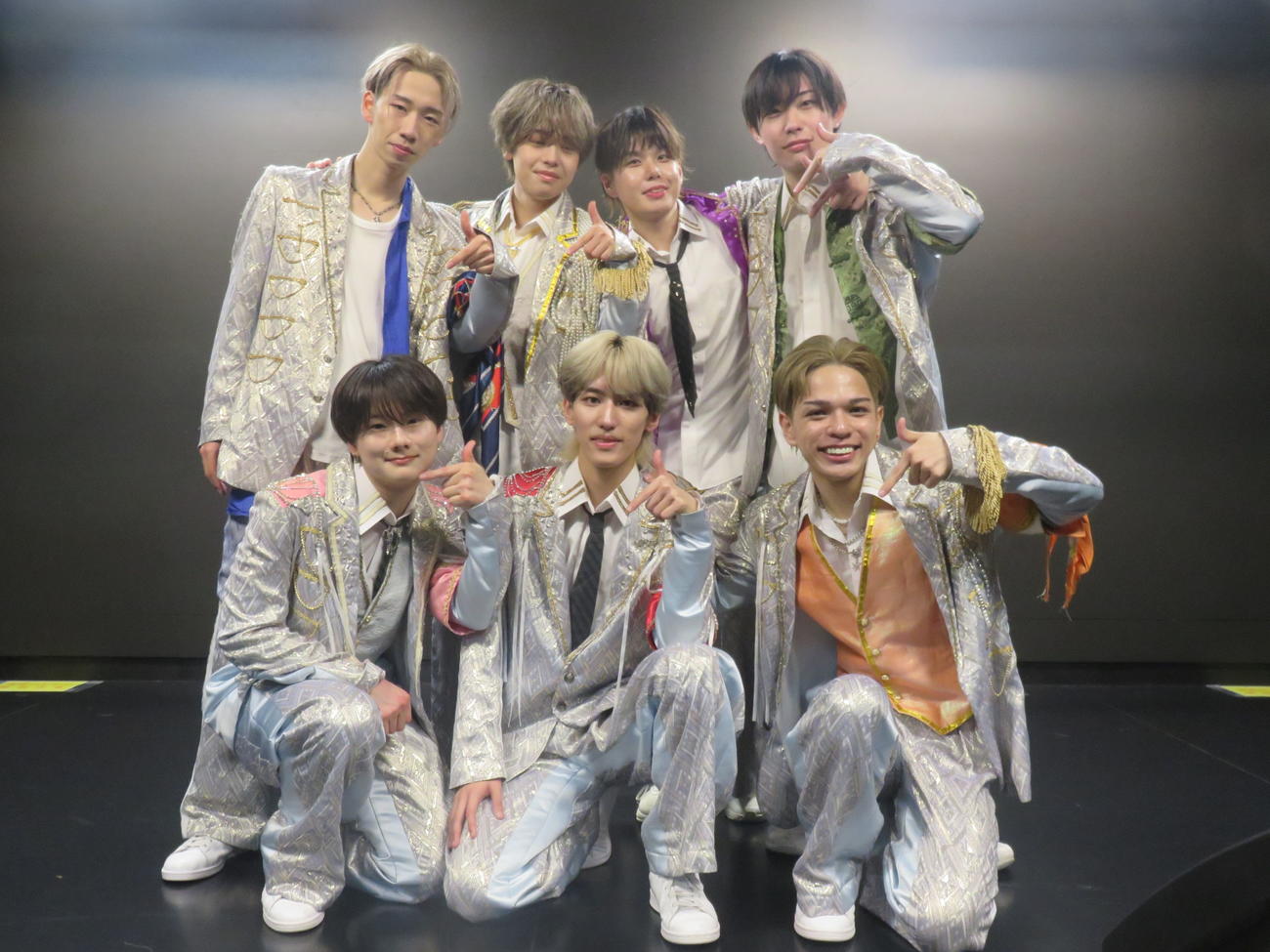 H！☆7の前列左からタイヨウ、ミズキ、コウセイ、後列左からセナ、ネオ、シュン、ハヤテ