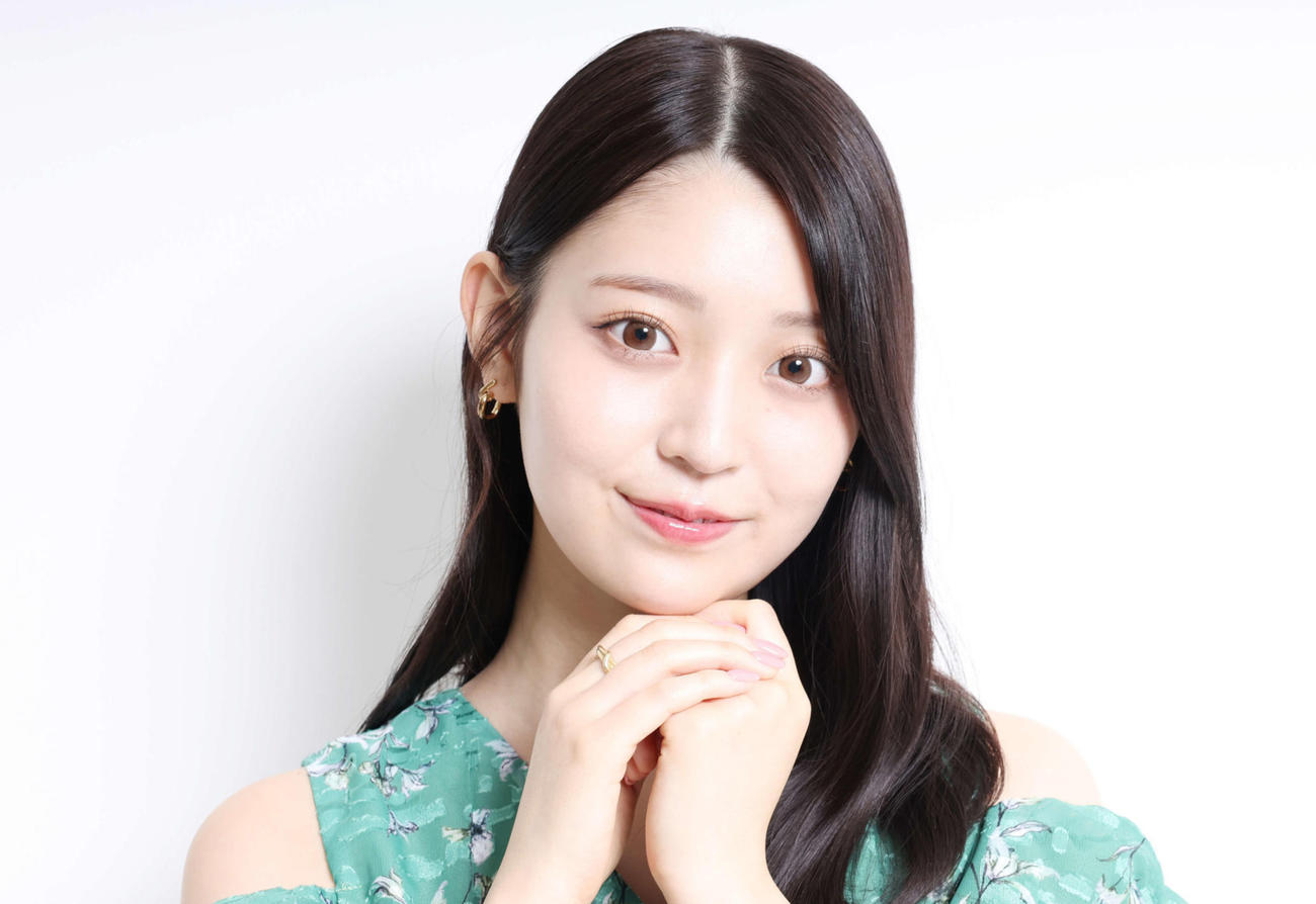 まさかの紹介テロップ「誰か分からない」元乃木坂23歳が自虐PR「影を