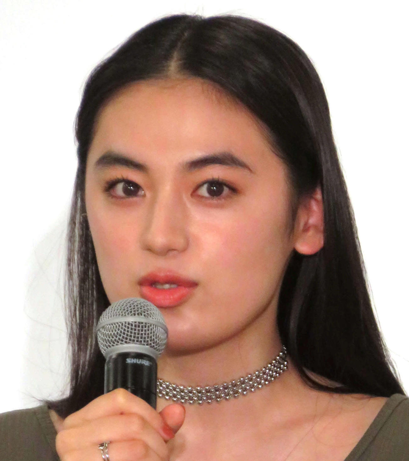 八木莉可子（2024年8月撮影）