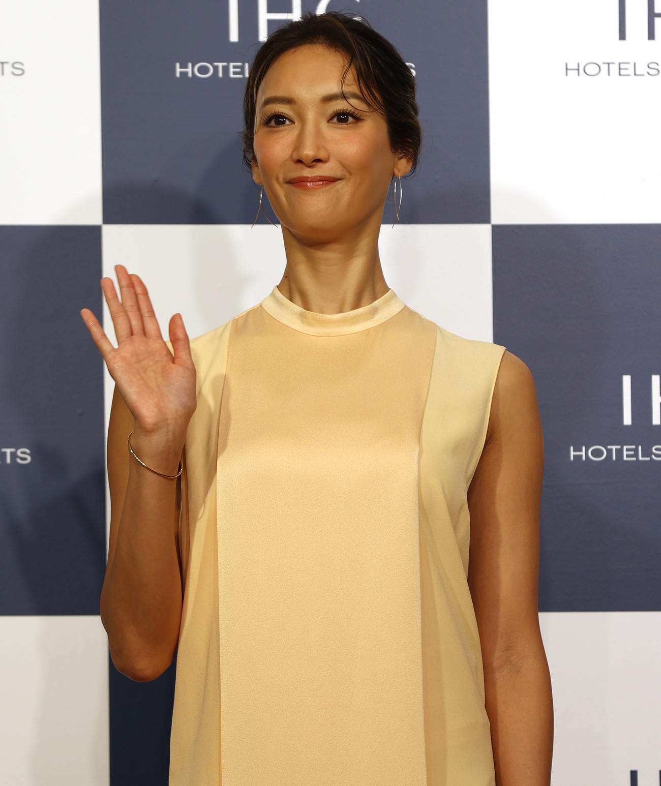 IHGホテル＆リゾーツのコンセプトムービーお披露目イベントに登壇した菜々緒（撮影・水谷安孝）