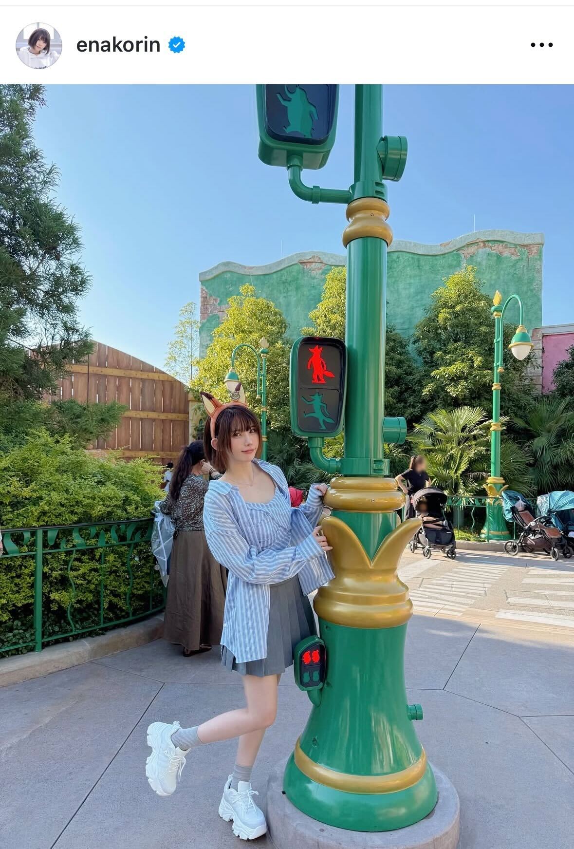 えなこのインスタグラムから