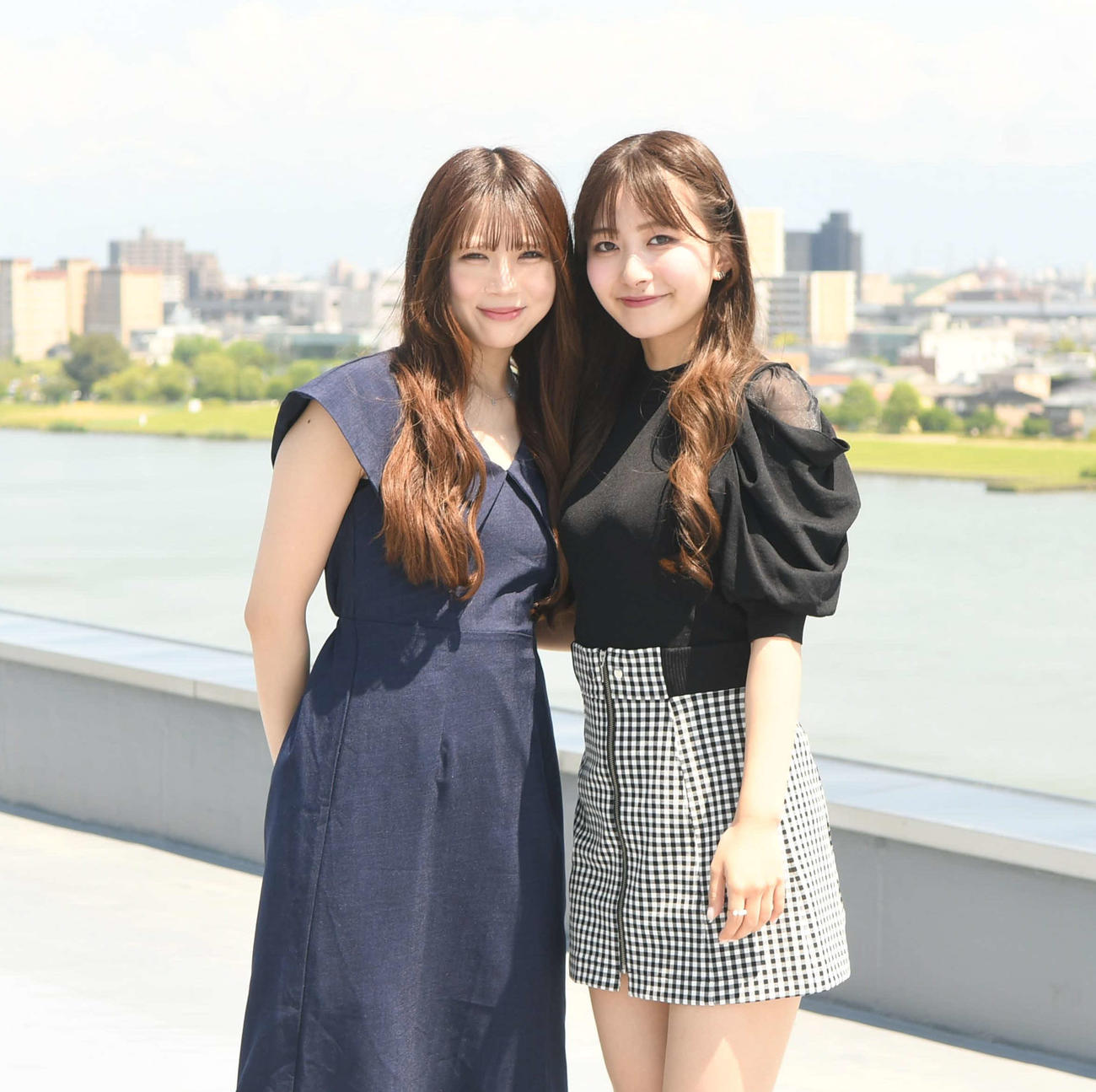 イベントを開催する元NGT48の奈良未遥（左）と高橋真生