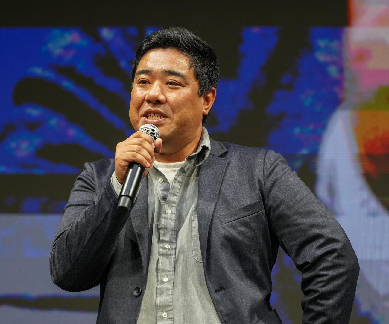新TVシリーズ「ウルトラマンオメガ」プレミア発表会に臨む武居正能監督（撮影・小沢裕）