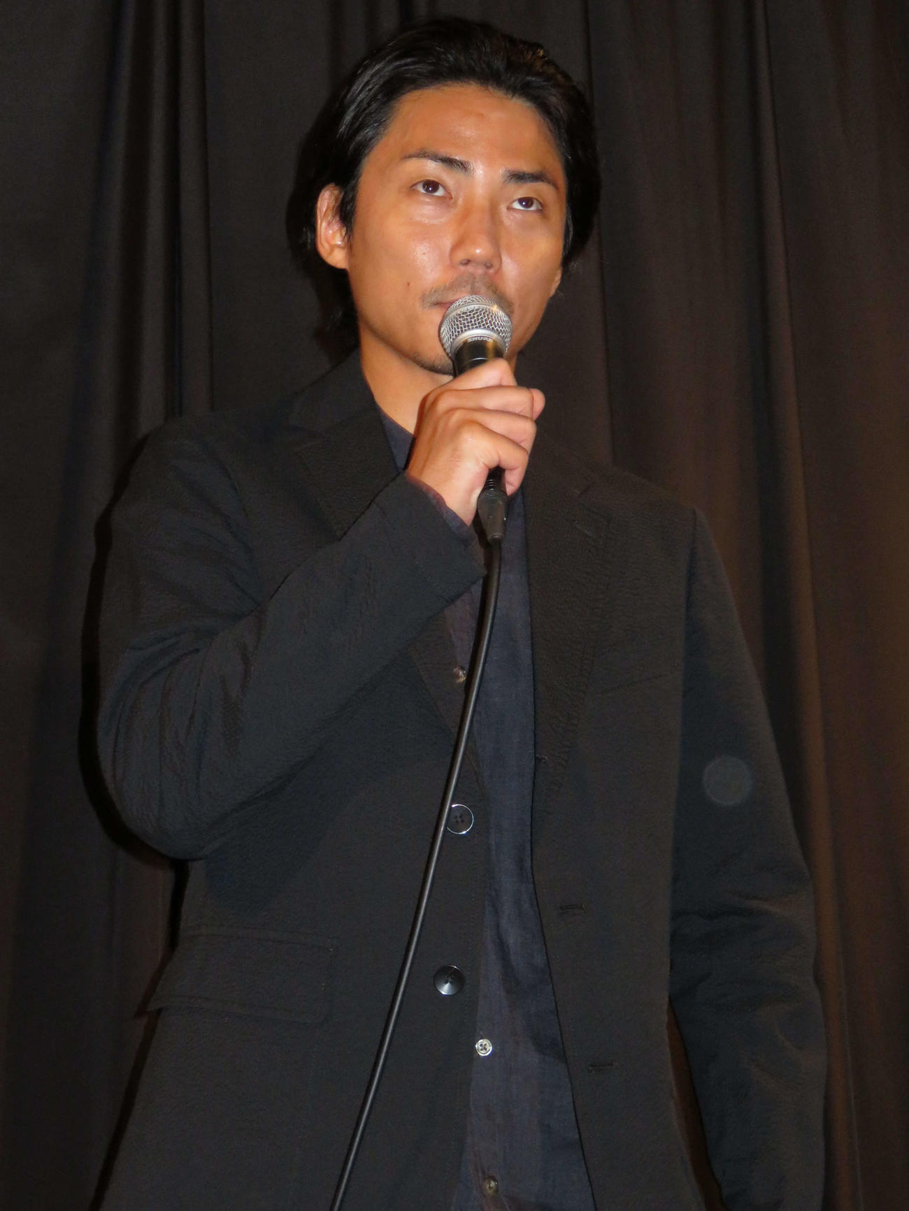 映画「桐島です」完成披露上映会に登壇した毎熊克哉（撮影・村上幸将）